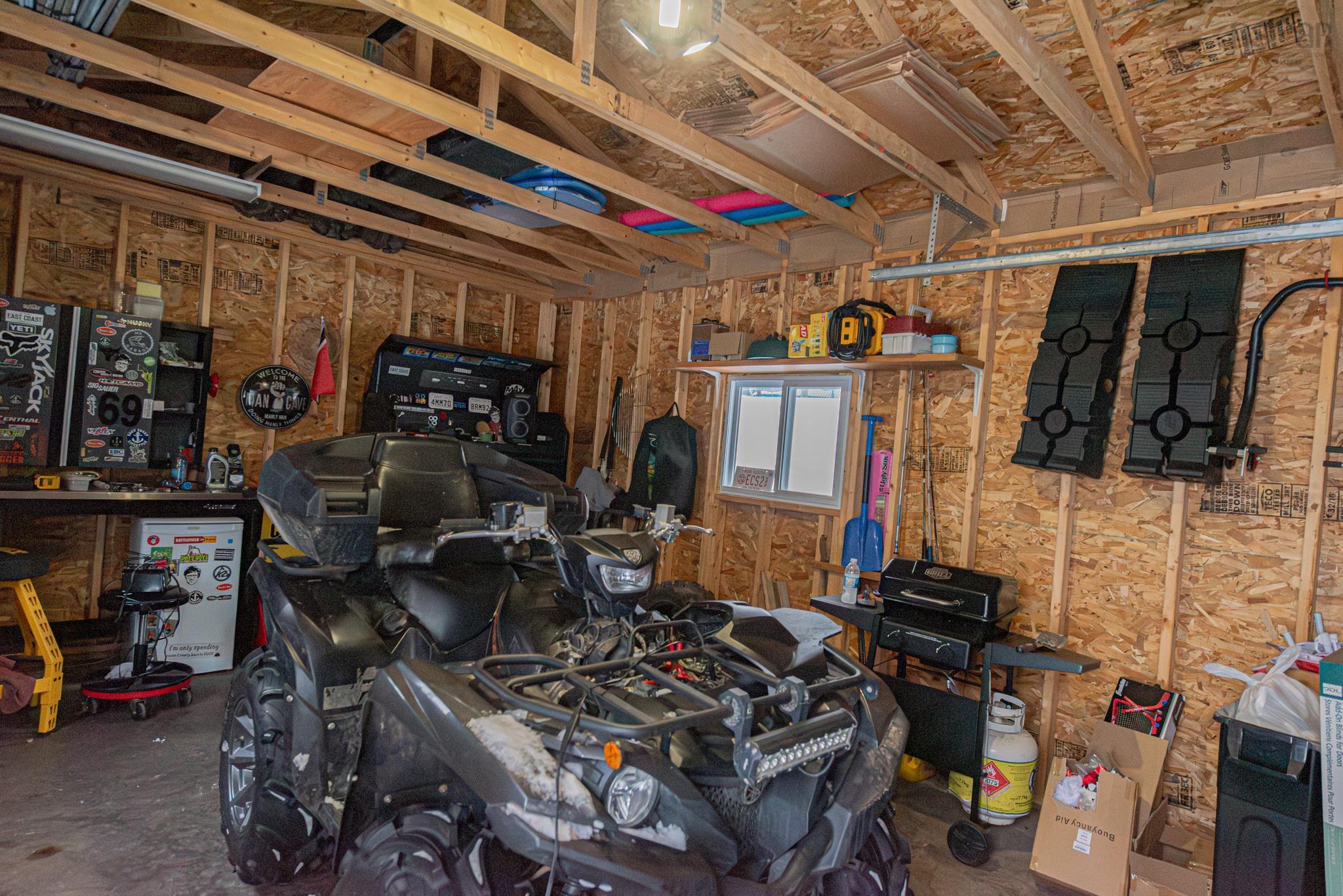 $364,900.00: 9 Terrace Avenue, Stellarton