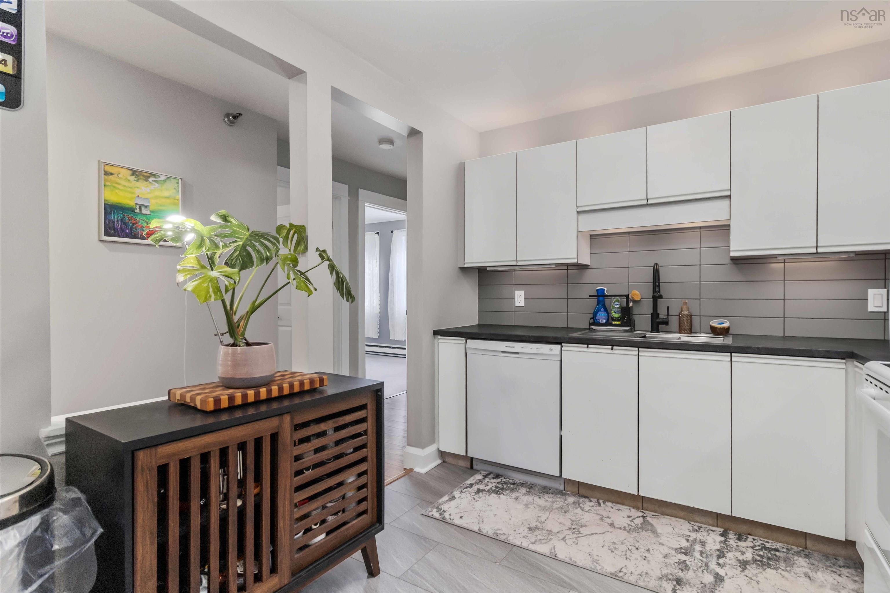 302 83 Kearney Lake Road, Halifax, NS (MLS 202602991)