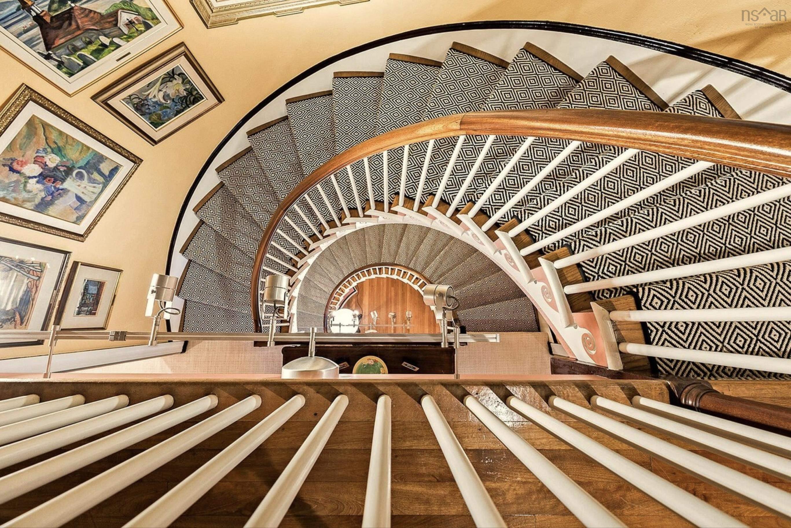 $3,295,000.00: 3746 Highway 1, Allains Creek