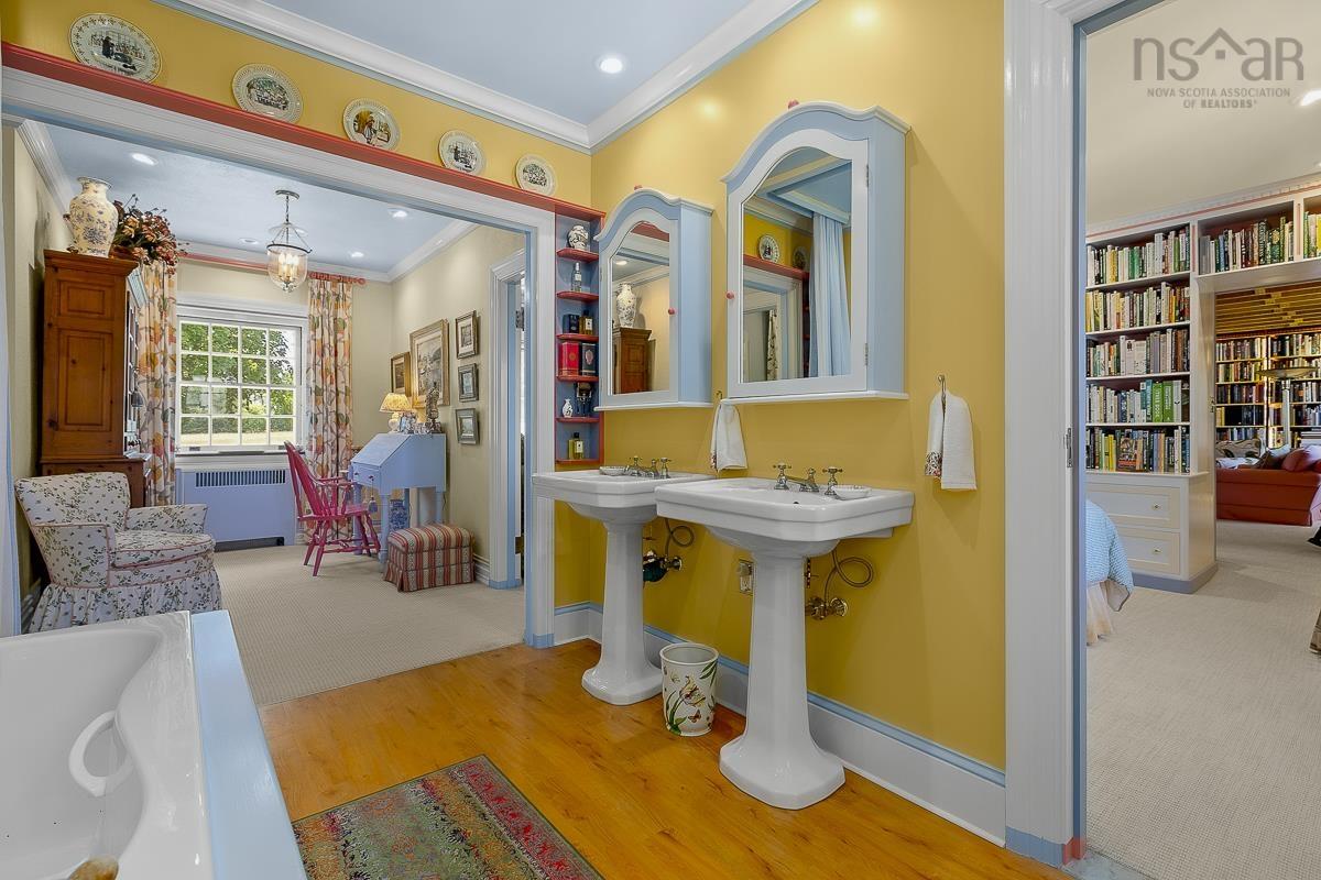 $3,295,000.00: 3746 Highway 1, Allains Creek