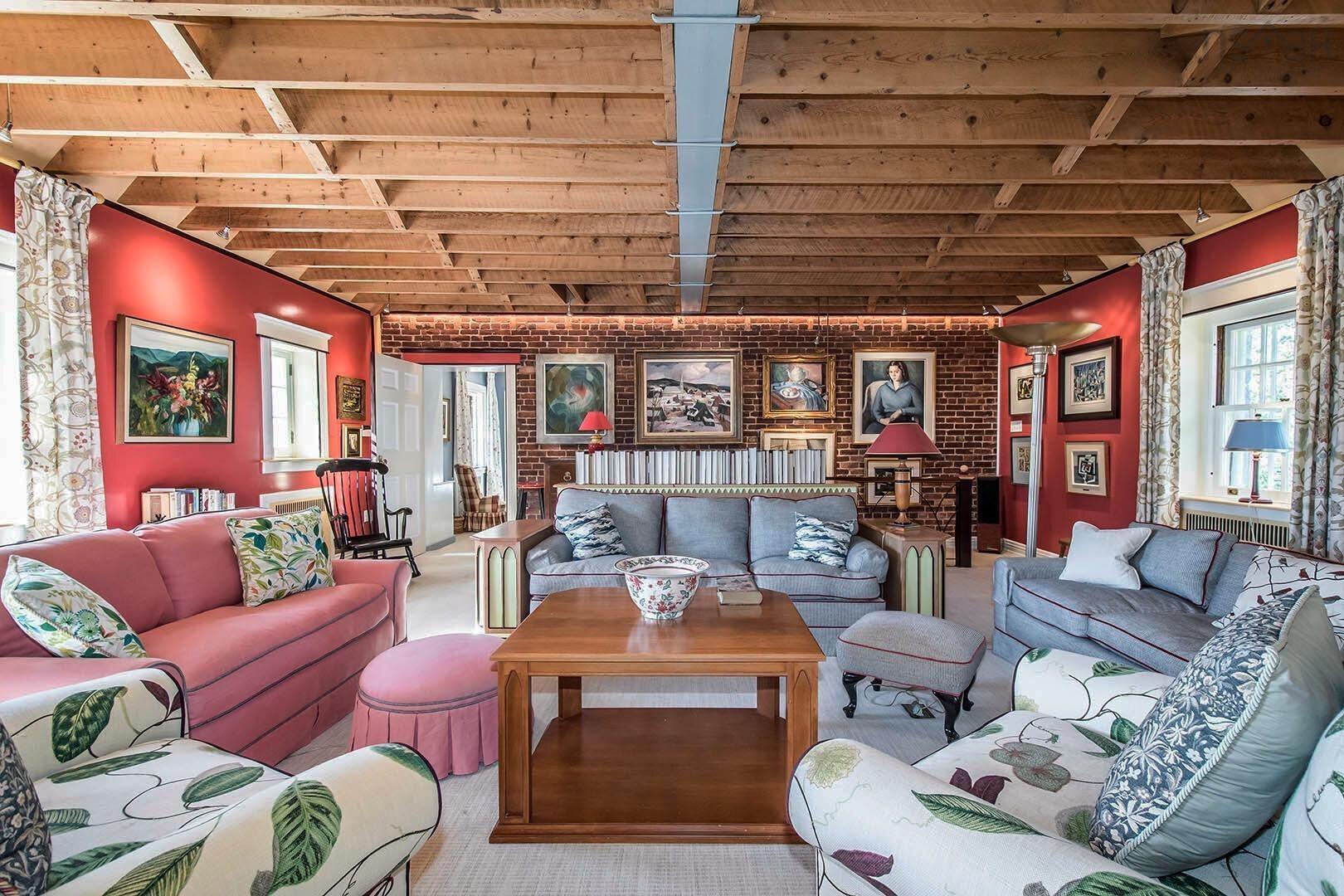 $3,295,000.00: 3746 Highway 1, Allains Creek