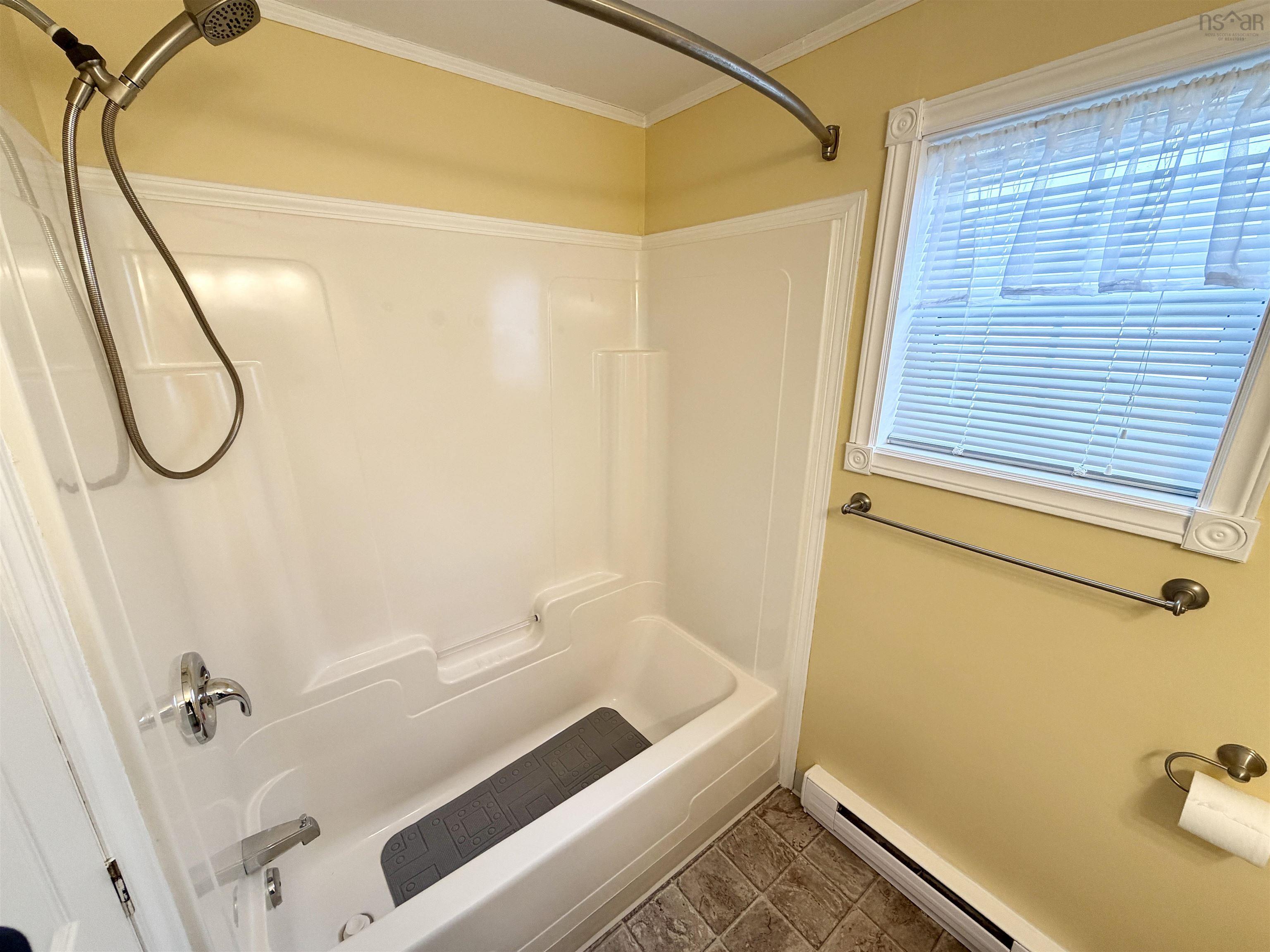 $164,900.00: 23 Shamrock North, Antigonish