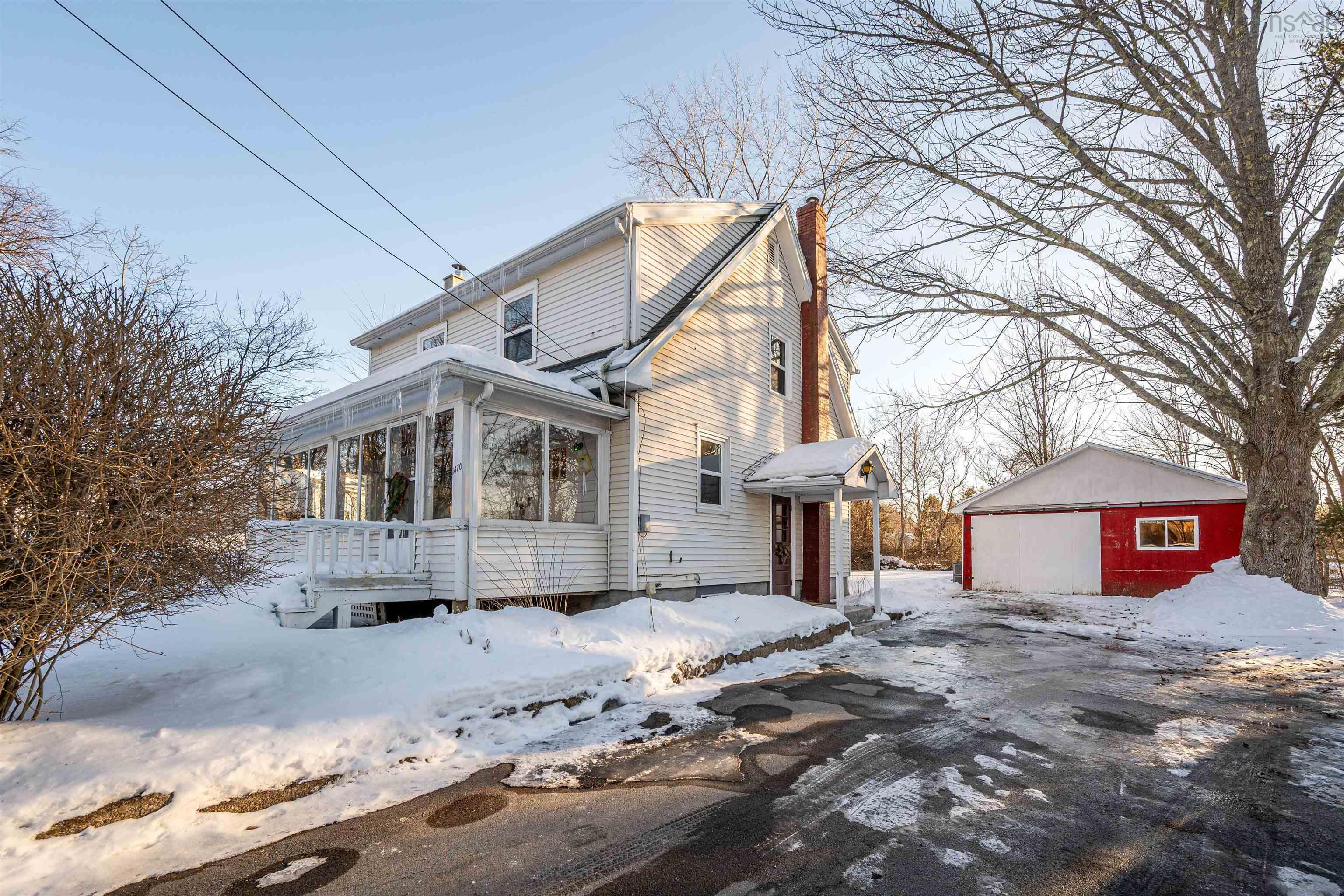 $365,000.00: 1470 King Street, Windsor