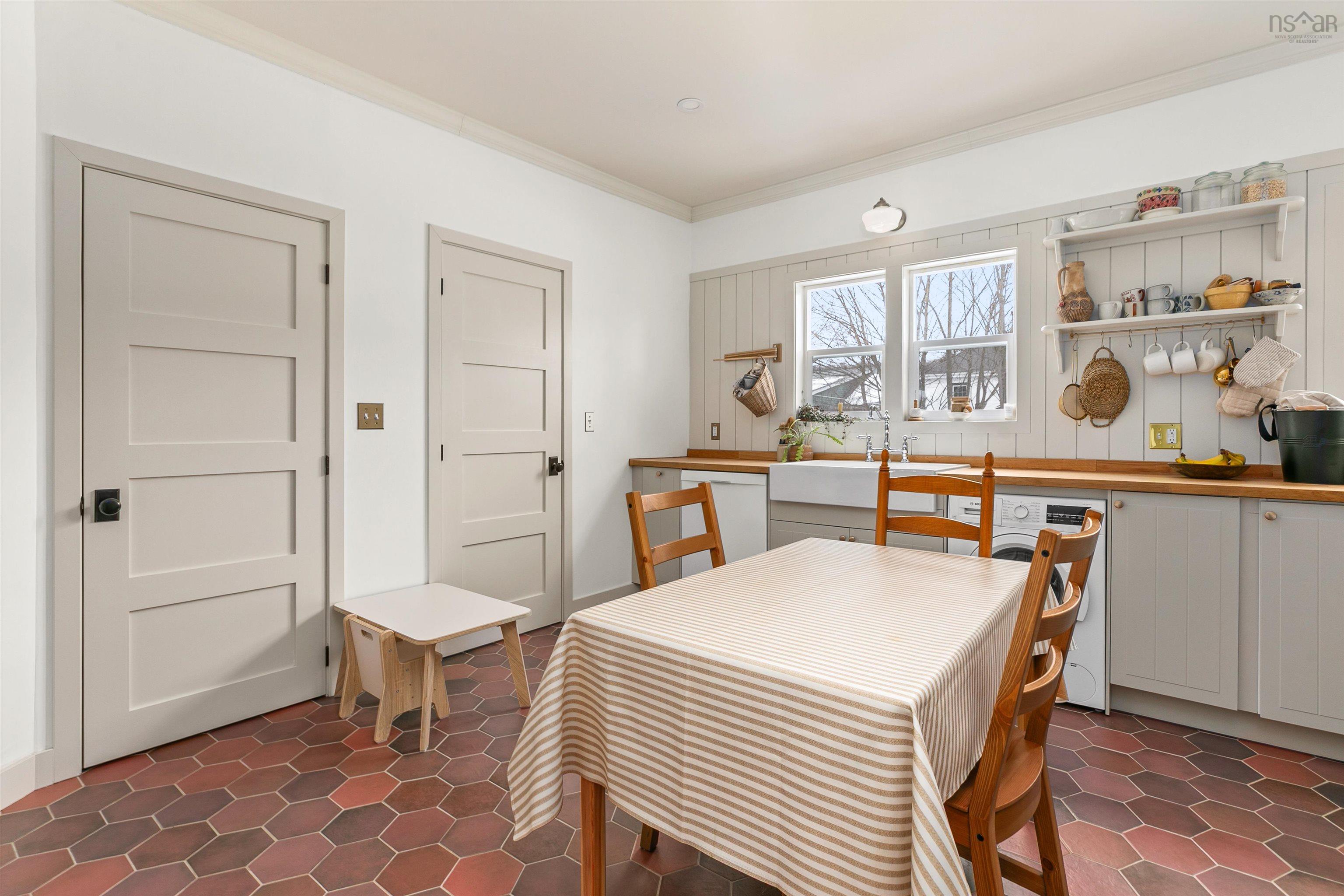 24 Thompson Street, Dartmouth, NS (MLS 202603001)