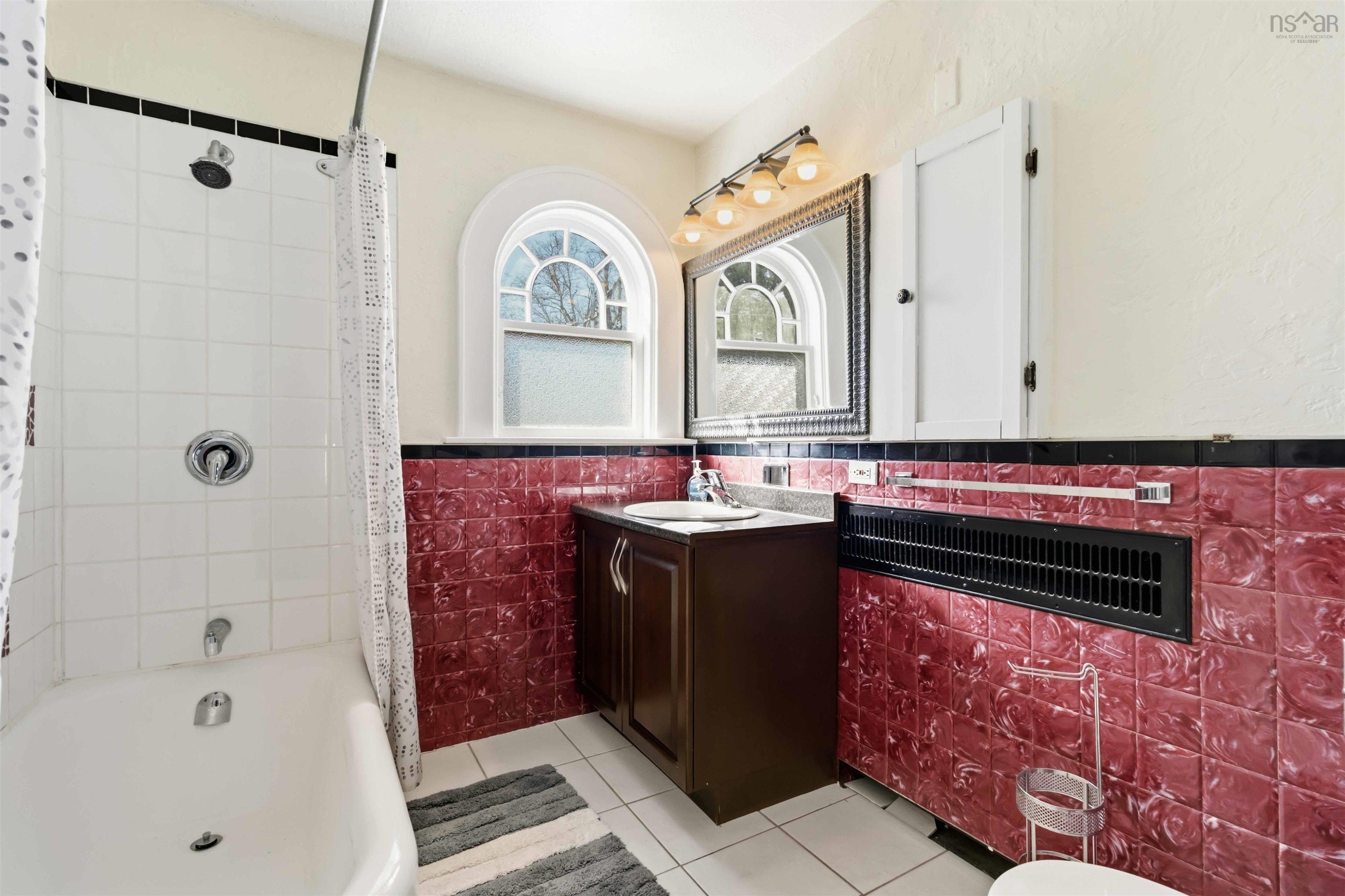 $584,900.00: 41 Alexandra Avenue, Bridgewater