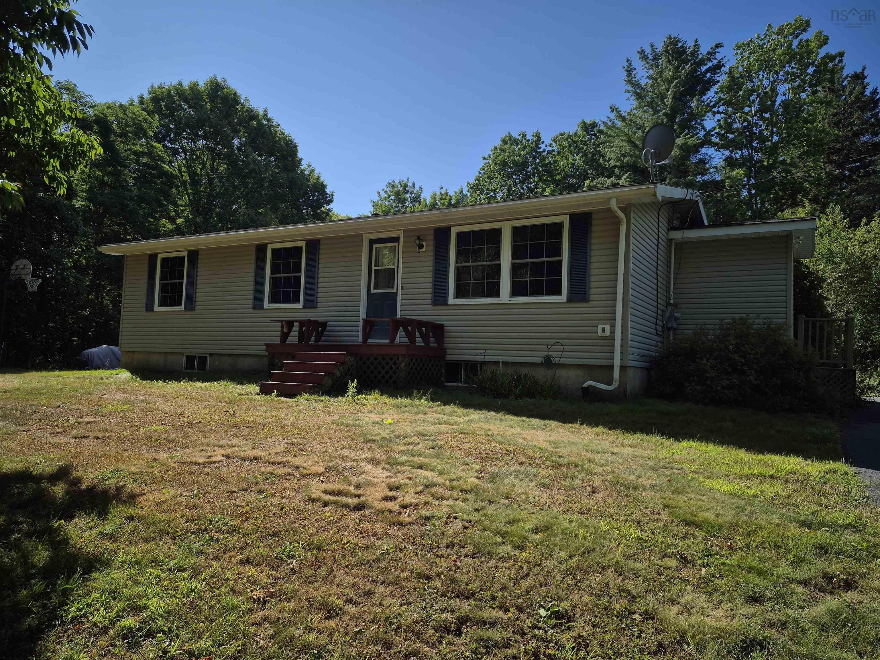 $412,000.00: 1815 Northwest Road, Blockhouse