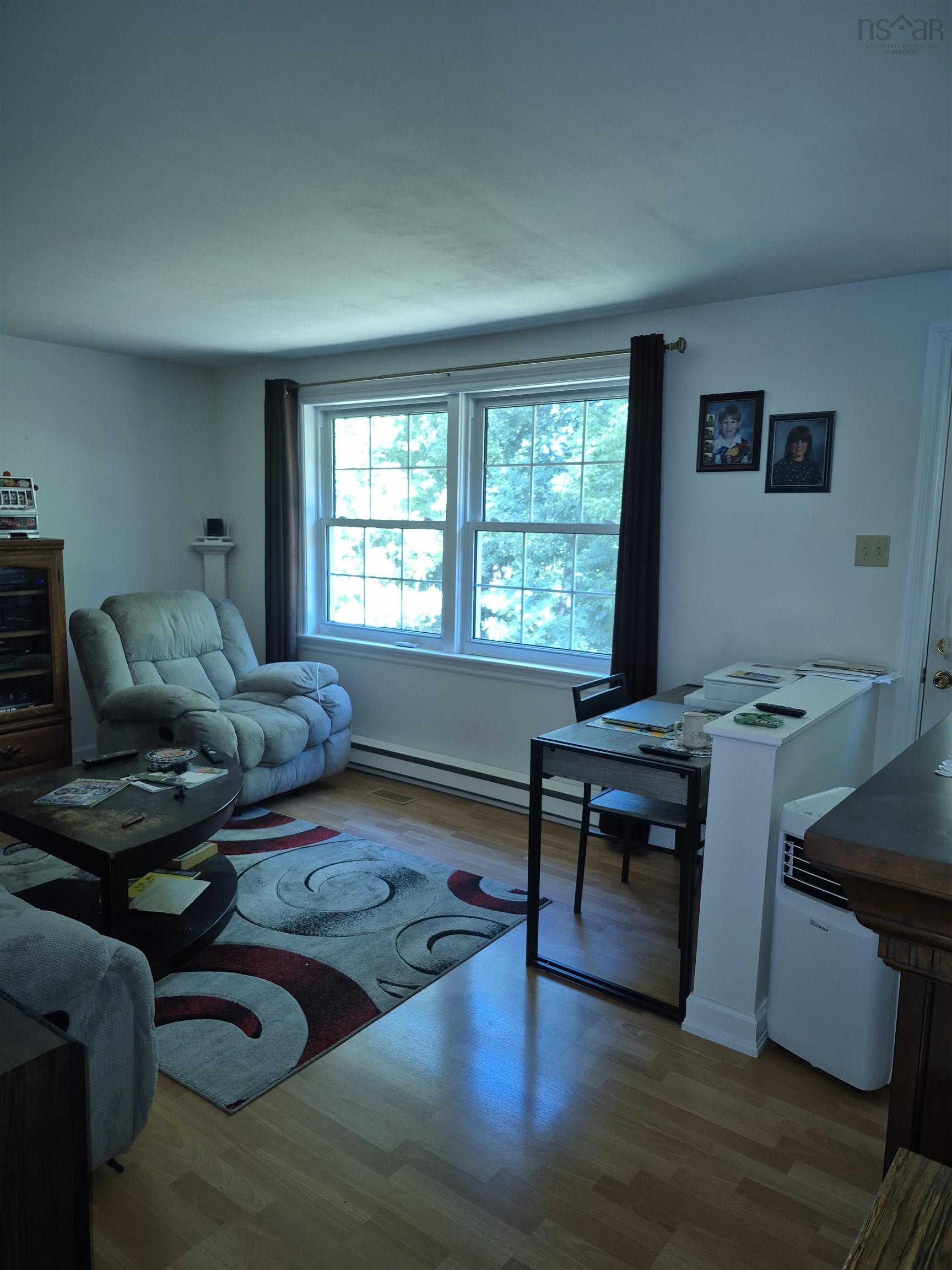 $412,000.00: 1815 Northwest Road, Blockhouse