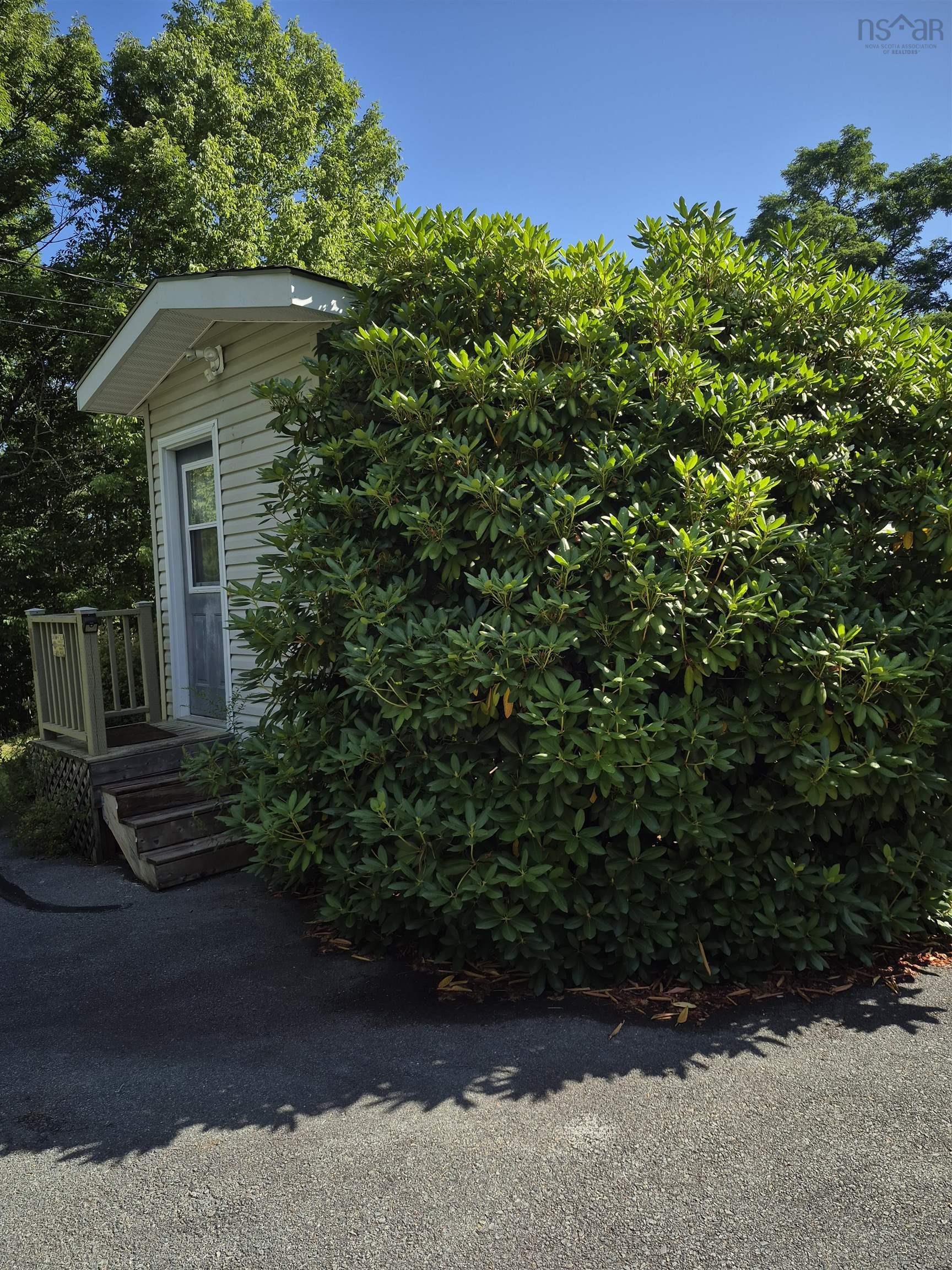 $412,000.00: 1815 Northwest Road, Blockhouse