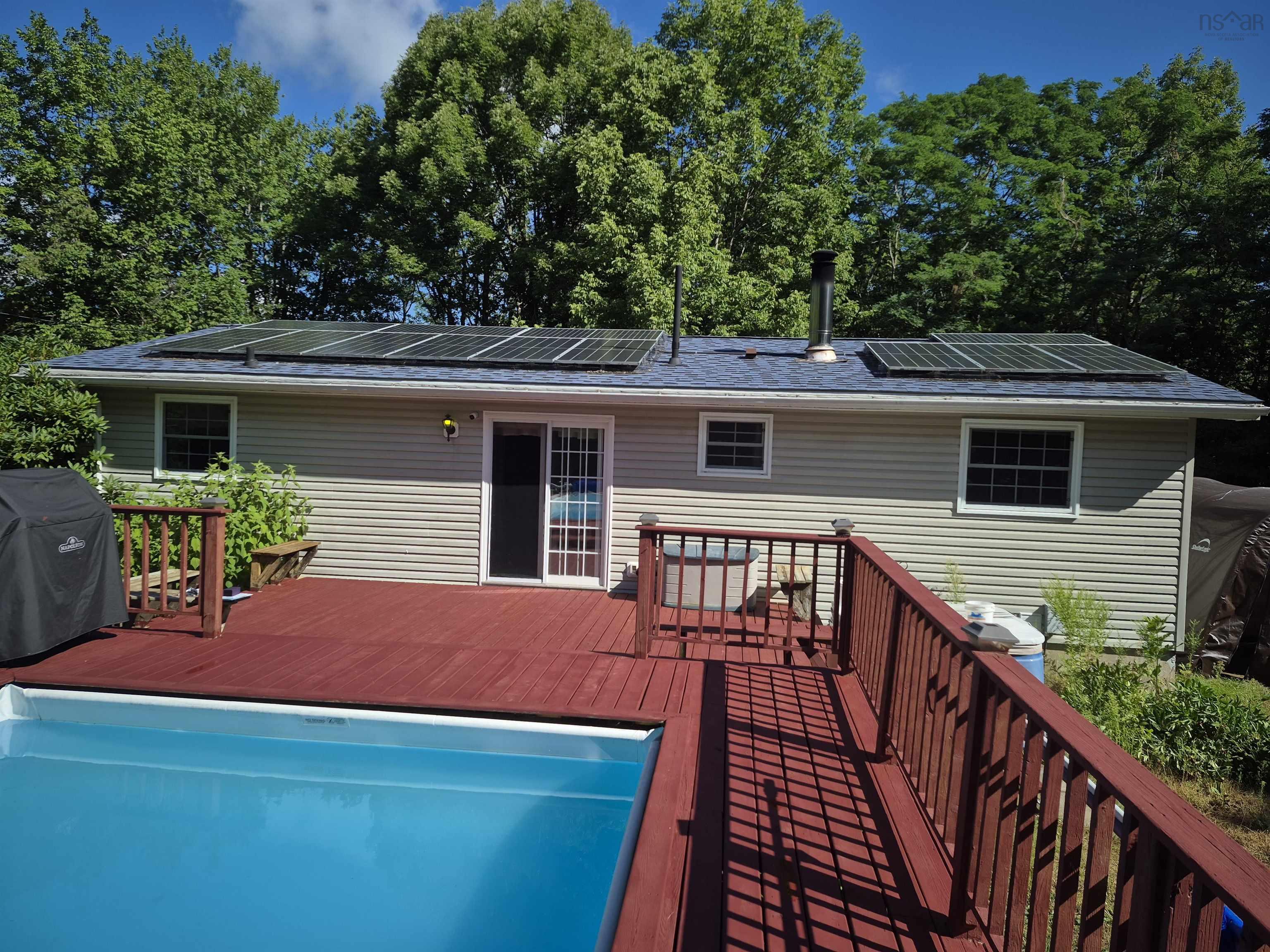 $412,000.00: 1815 Northwest Road, Blockhouse