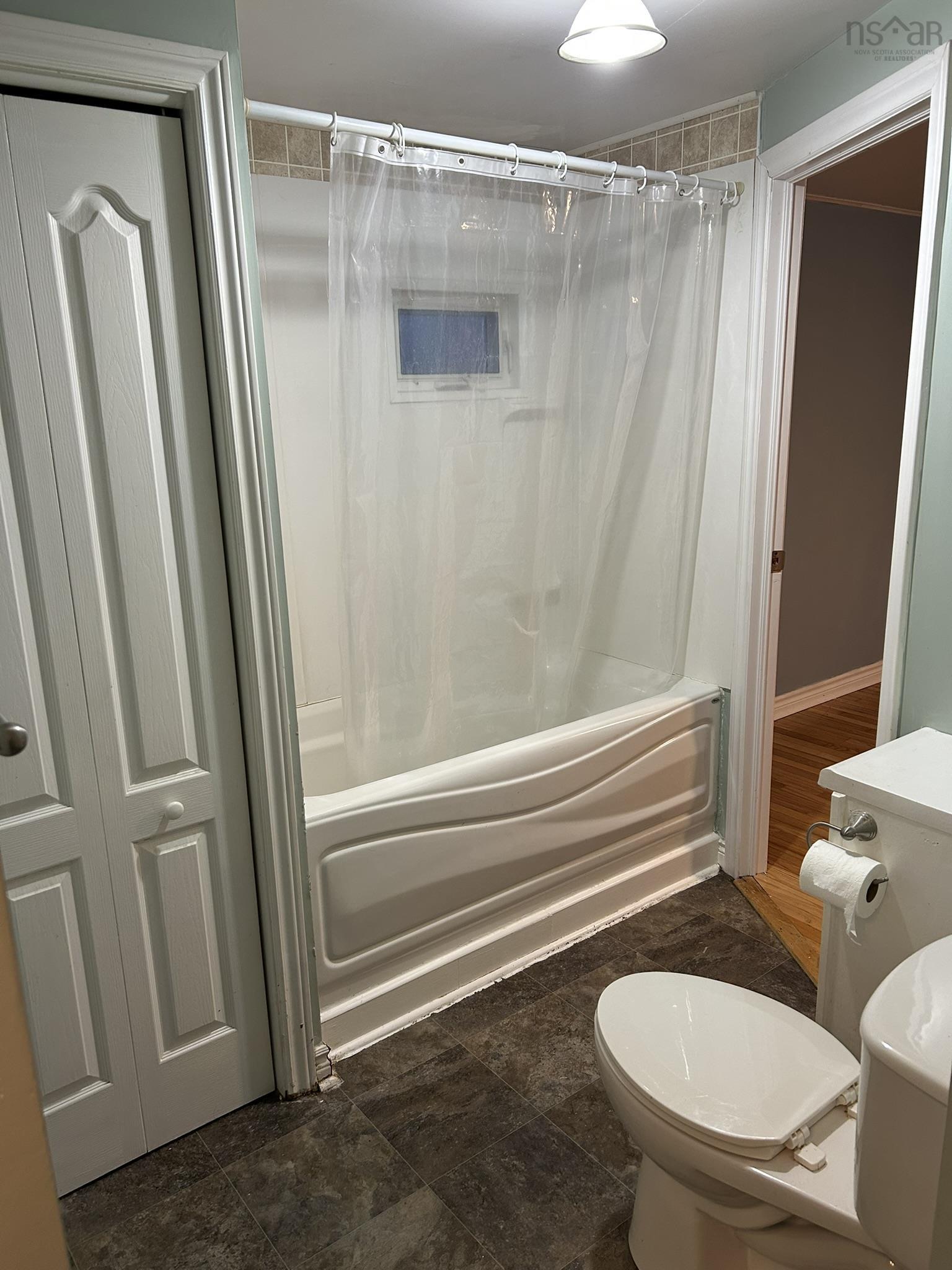 $79,900.00: 1017 POPLAR Street, Westville