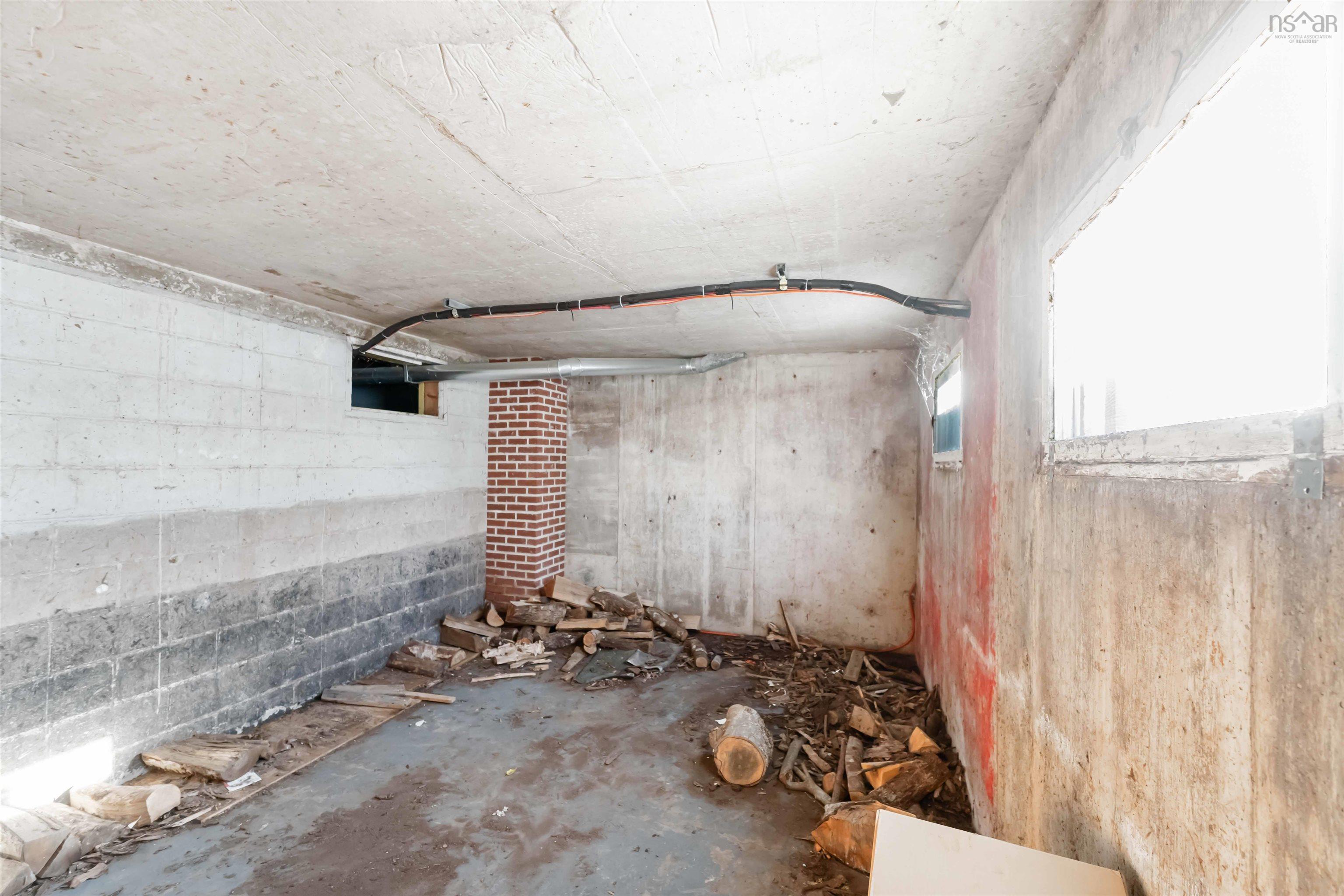 $485,000.00: 1430 Highway 341, Upper Canard