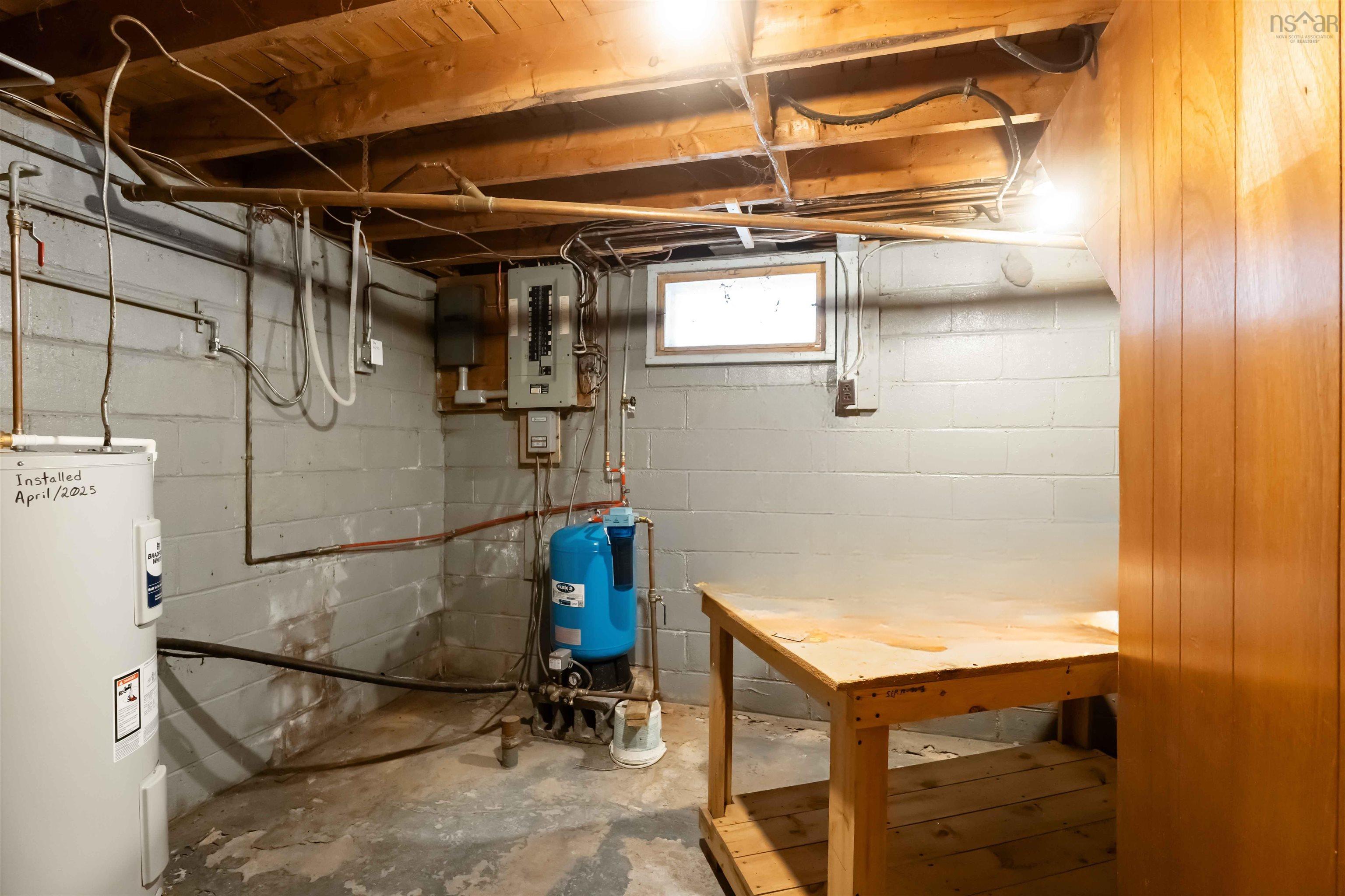 $485,000.00: 1430 Highway 341, Upper Canard