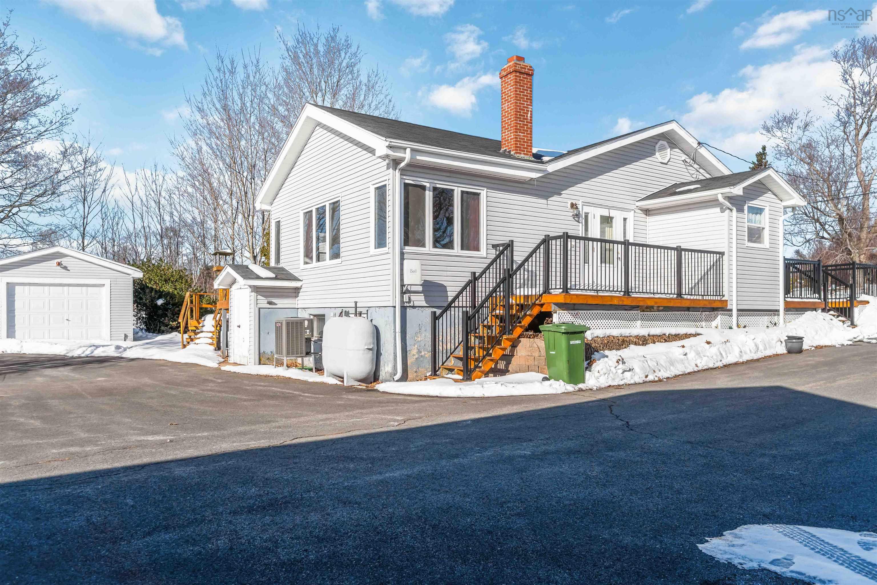 $485,000.00: 1430 Highway 341, Upper Canard