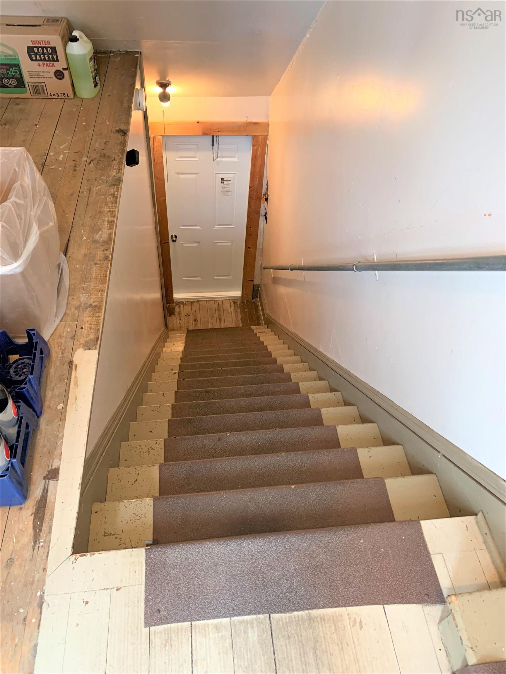 $249,900.00: 6 Junction Road, Springhill