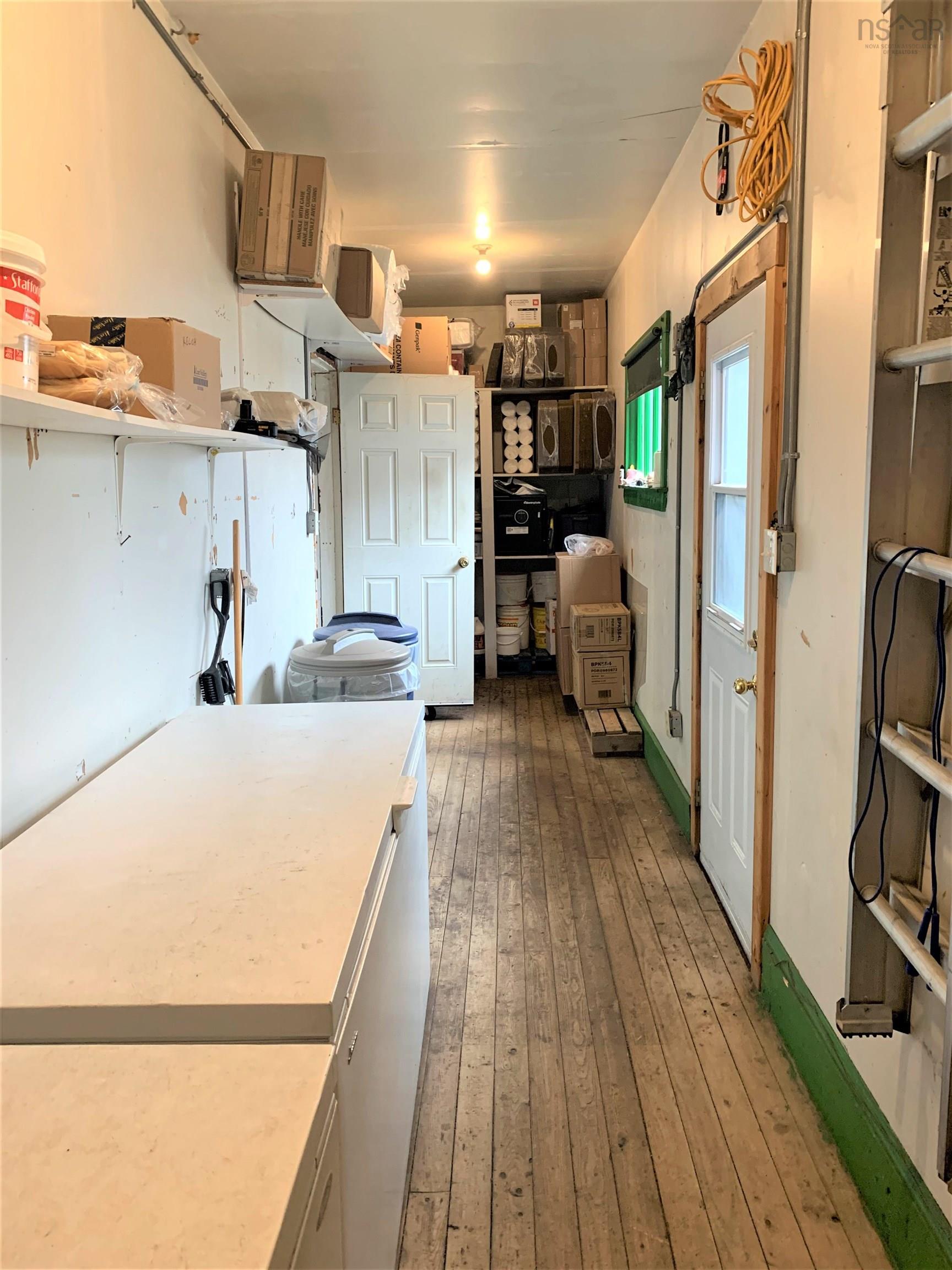 $249,900.00: 6 Junction Road, Springhill