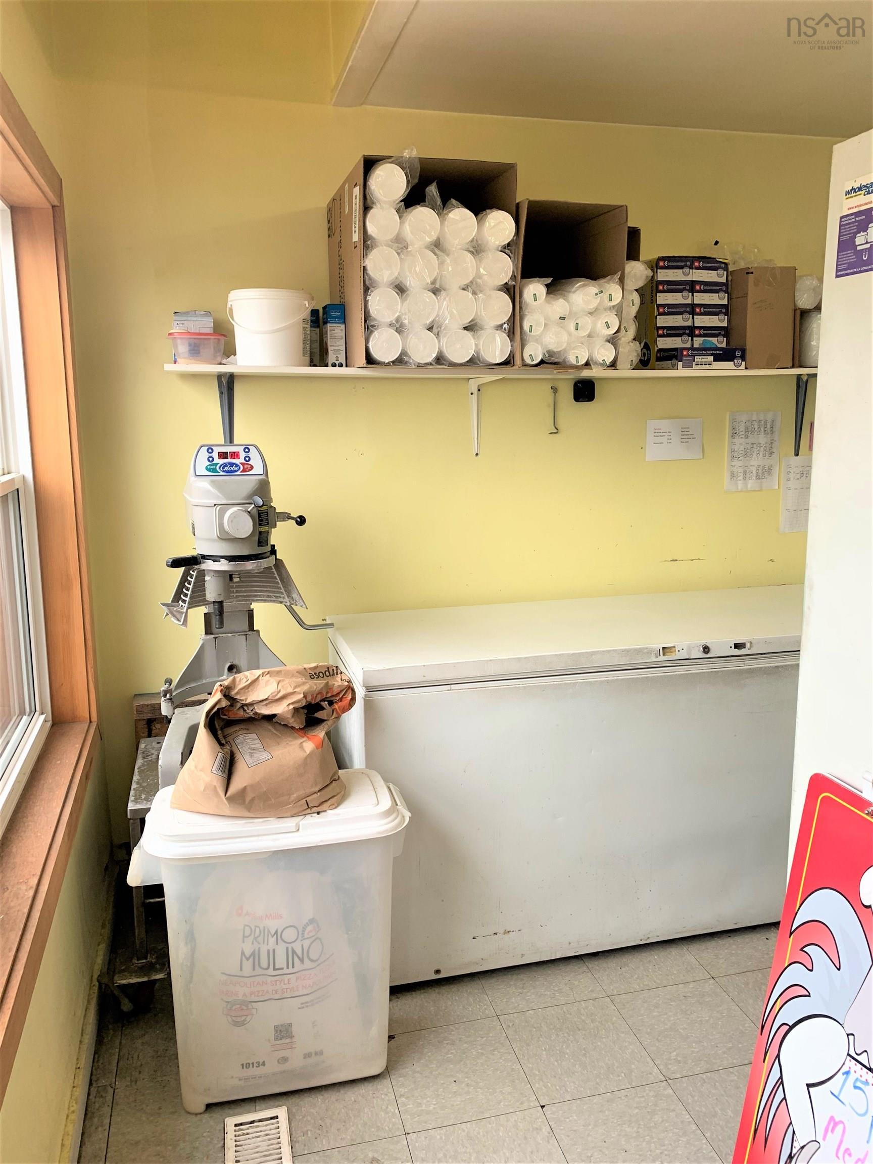 $249,900.00: 6 Junction Road, Springhill