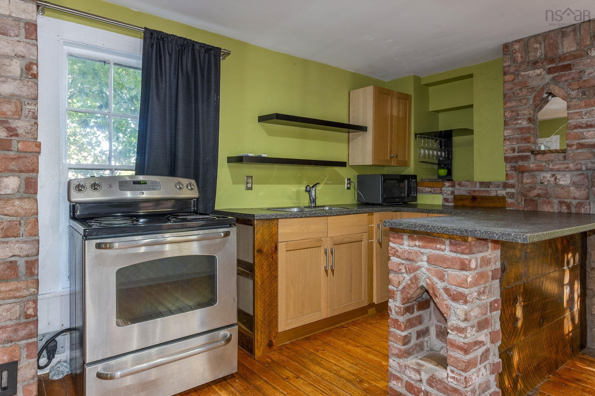 $285,000.00: 503 Robie Street, Truro