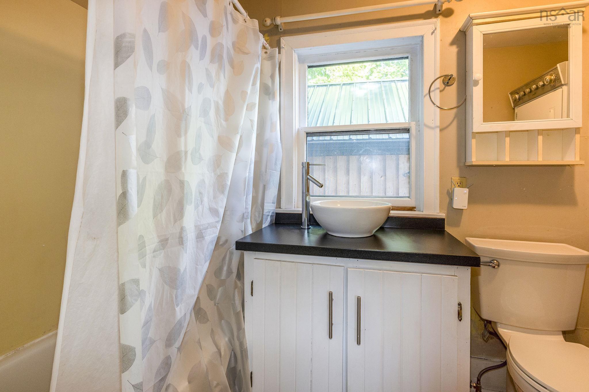 $285,000.00: 503 Robie Street, Truro