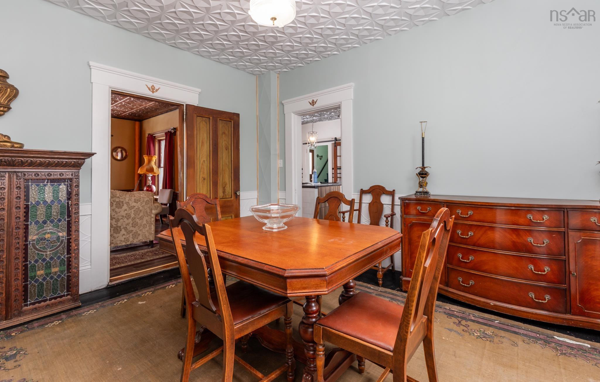 $375,000.00: 1124 Highway 335, Middle West Pubnico