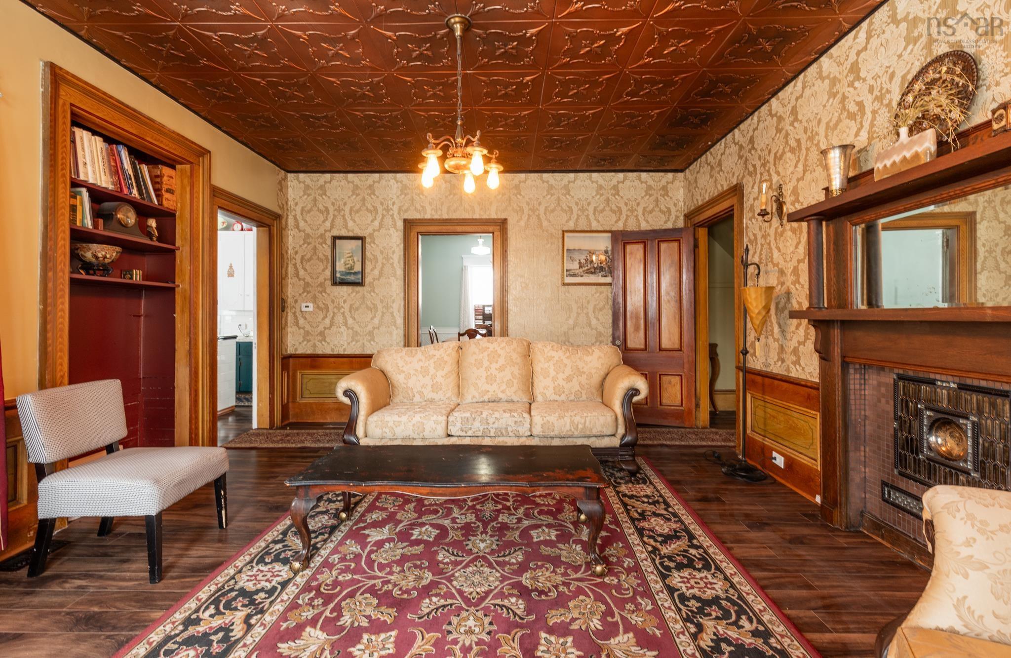 $375,000.00: 1124 Highway 335, Middle West Pubnico