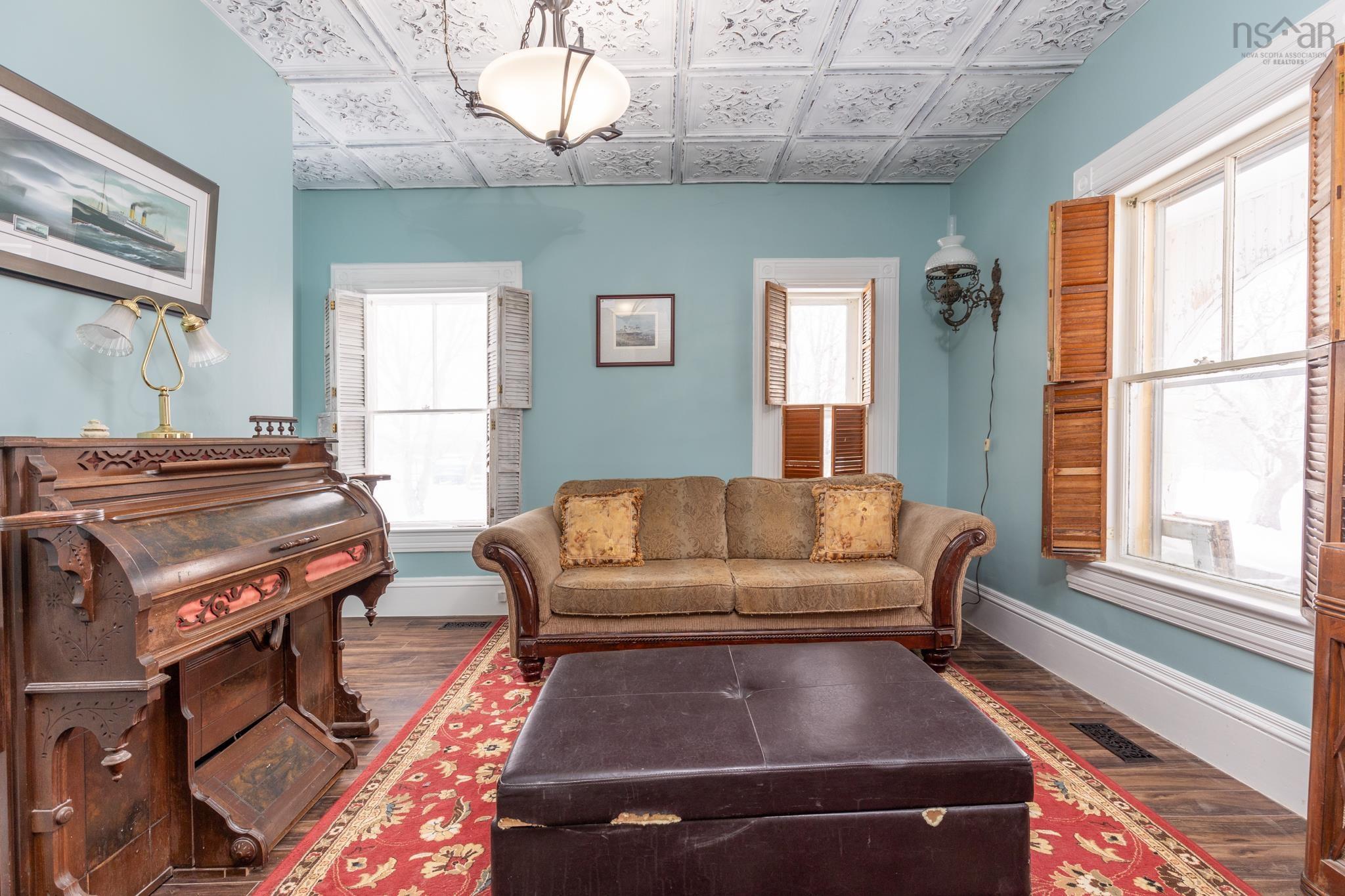 $375,000.00: 1124 Highway 335, Middle West Pubnico