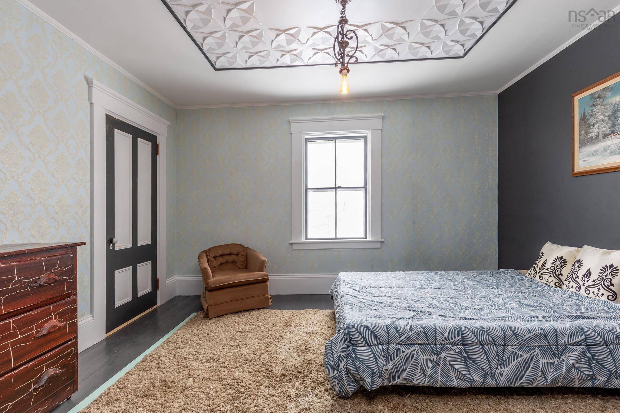 $375,000.00: 1124 Highway 335, Middle West Pubnico