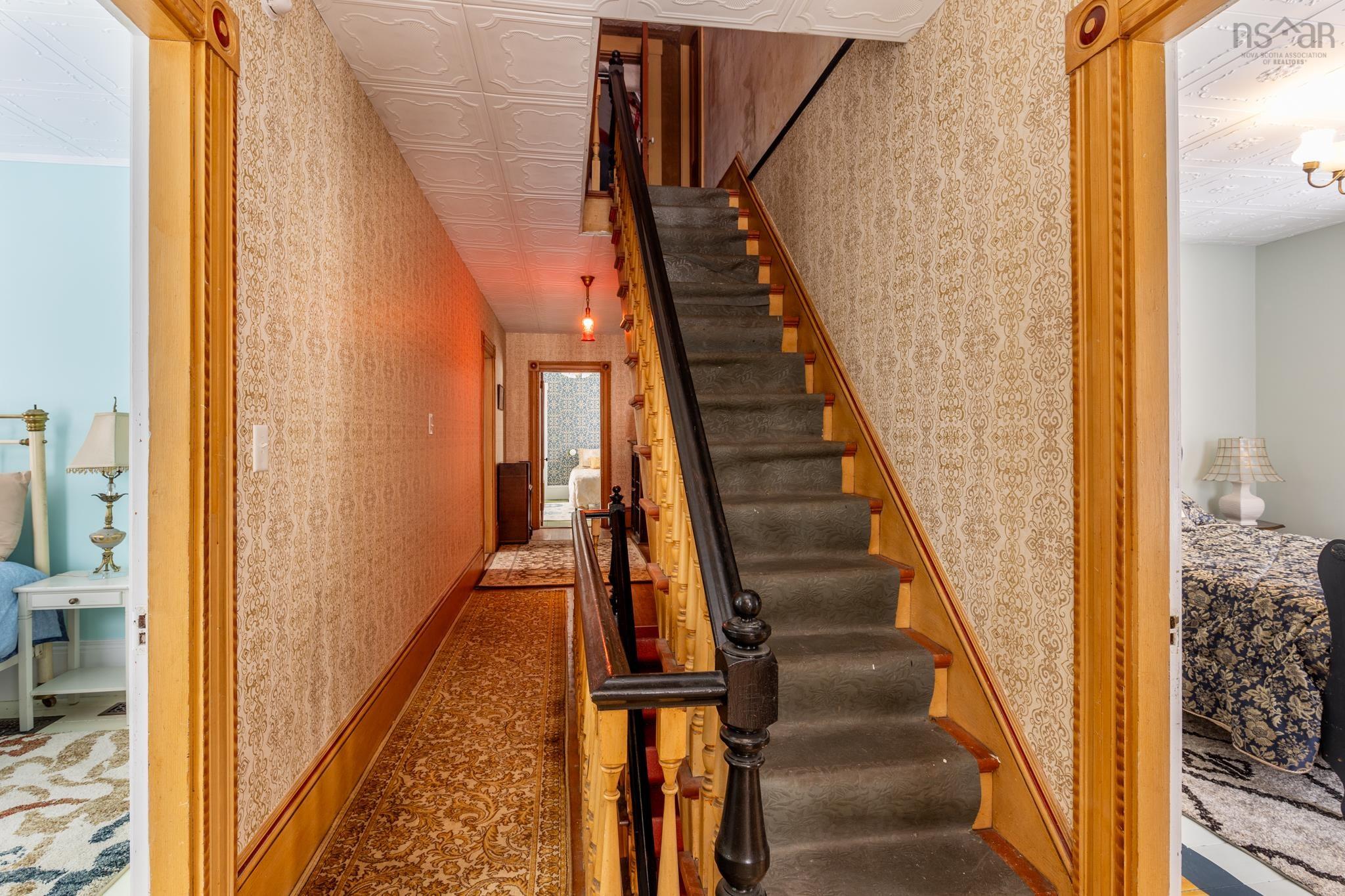 $375,000.00: 1124 Highway 335, Middle West Pubnico