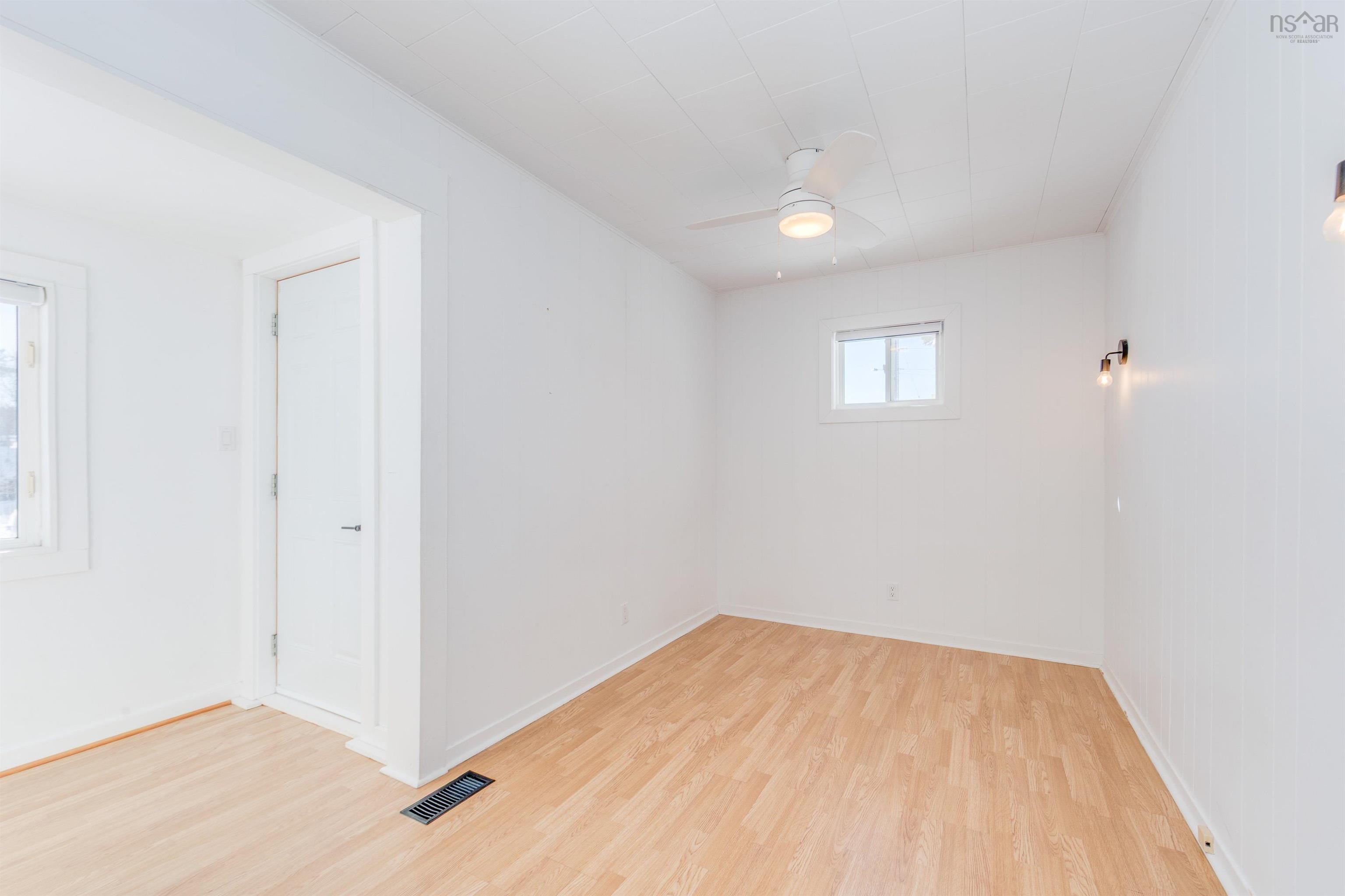 $209,900.00: 737 Salmon River Road, Murray Siding