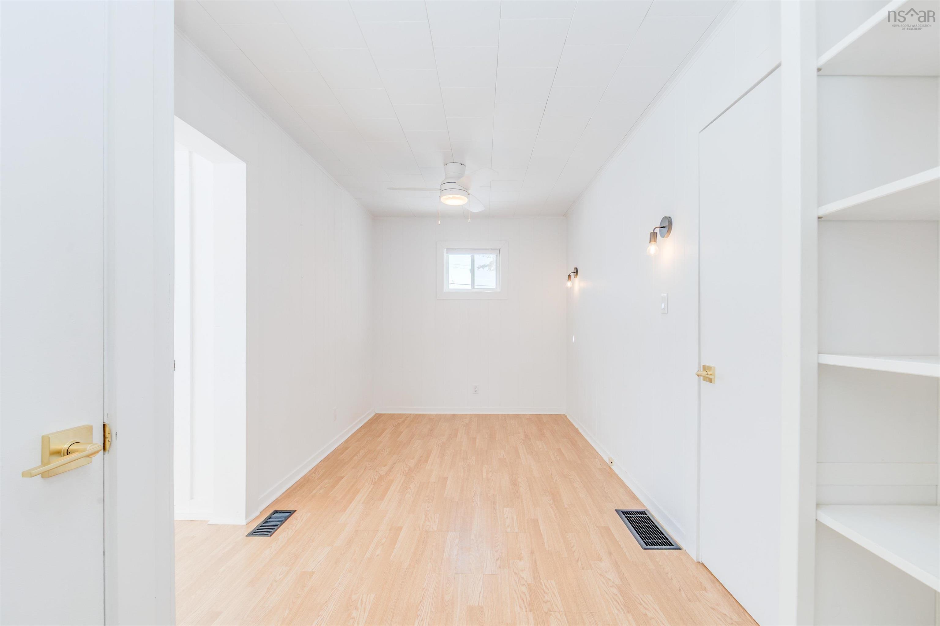 $209,900.00: 737 Salmon River Road, Murray Siding