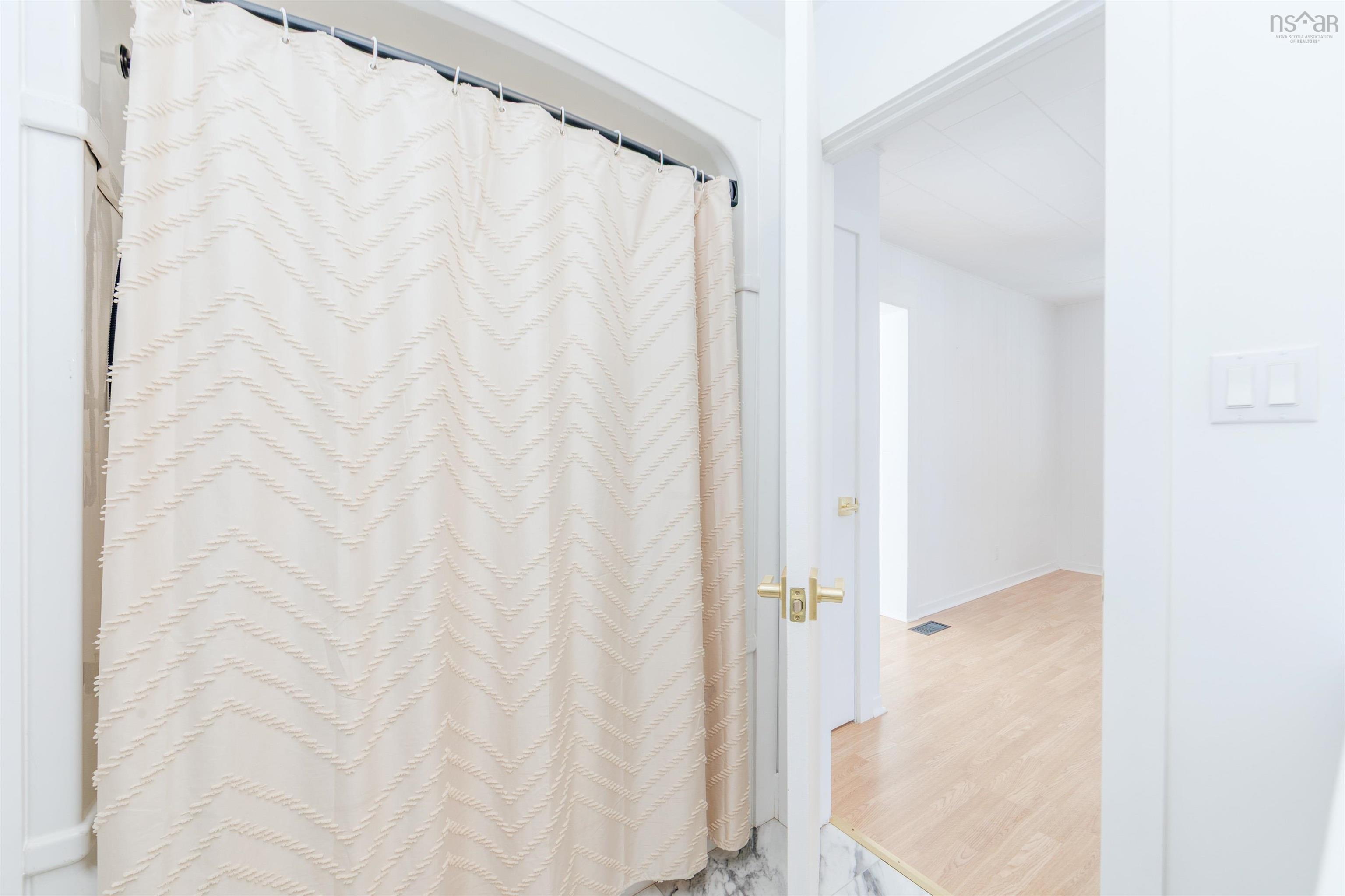 $209,900.00: 737 Salmon River Road, Murray Siding