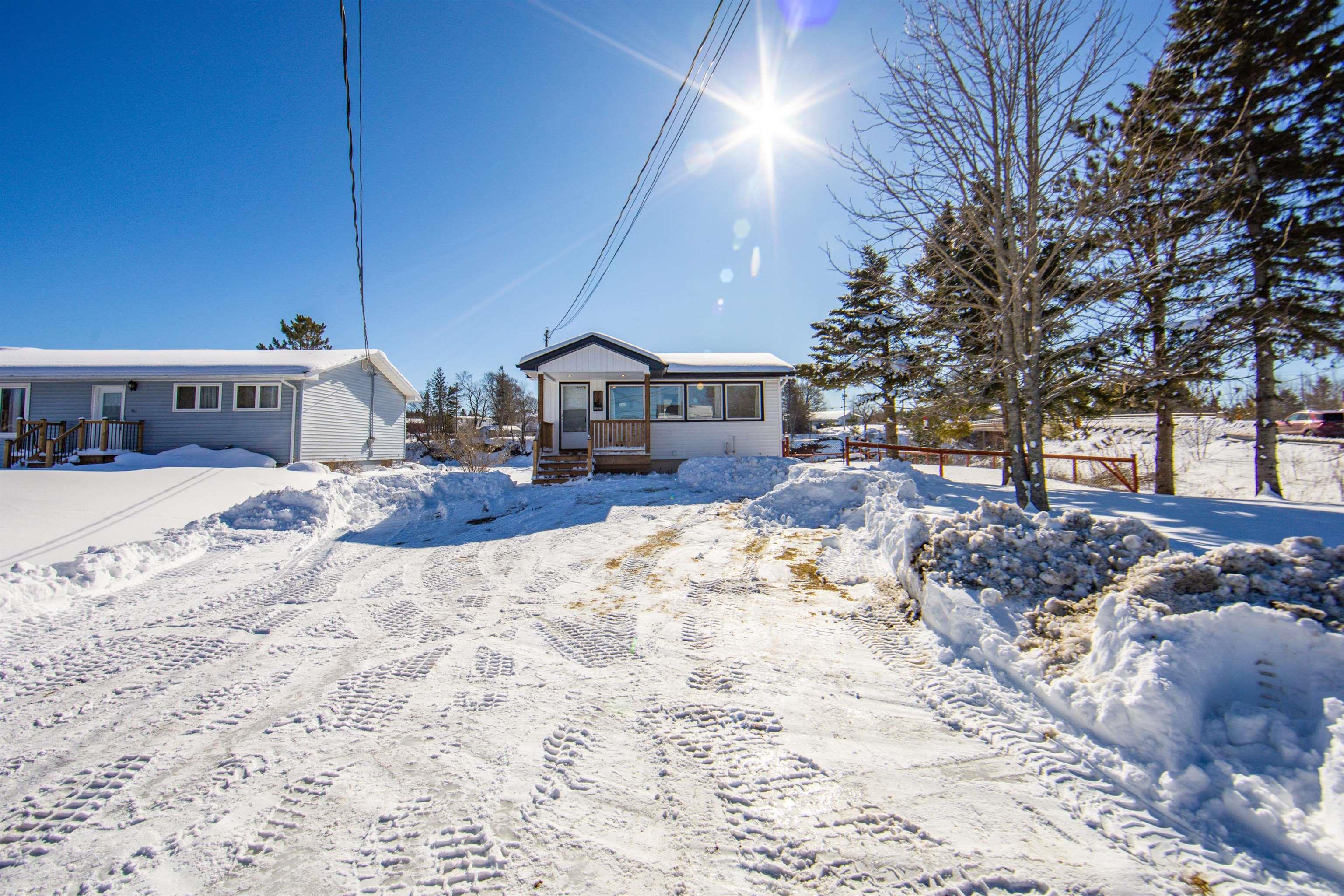 $209,900.00: 737 Salmon River Road, Murray Siding