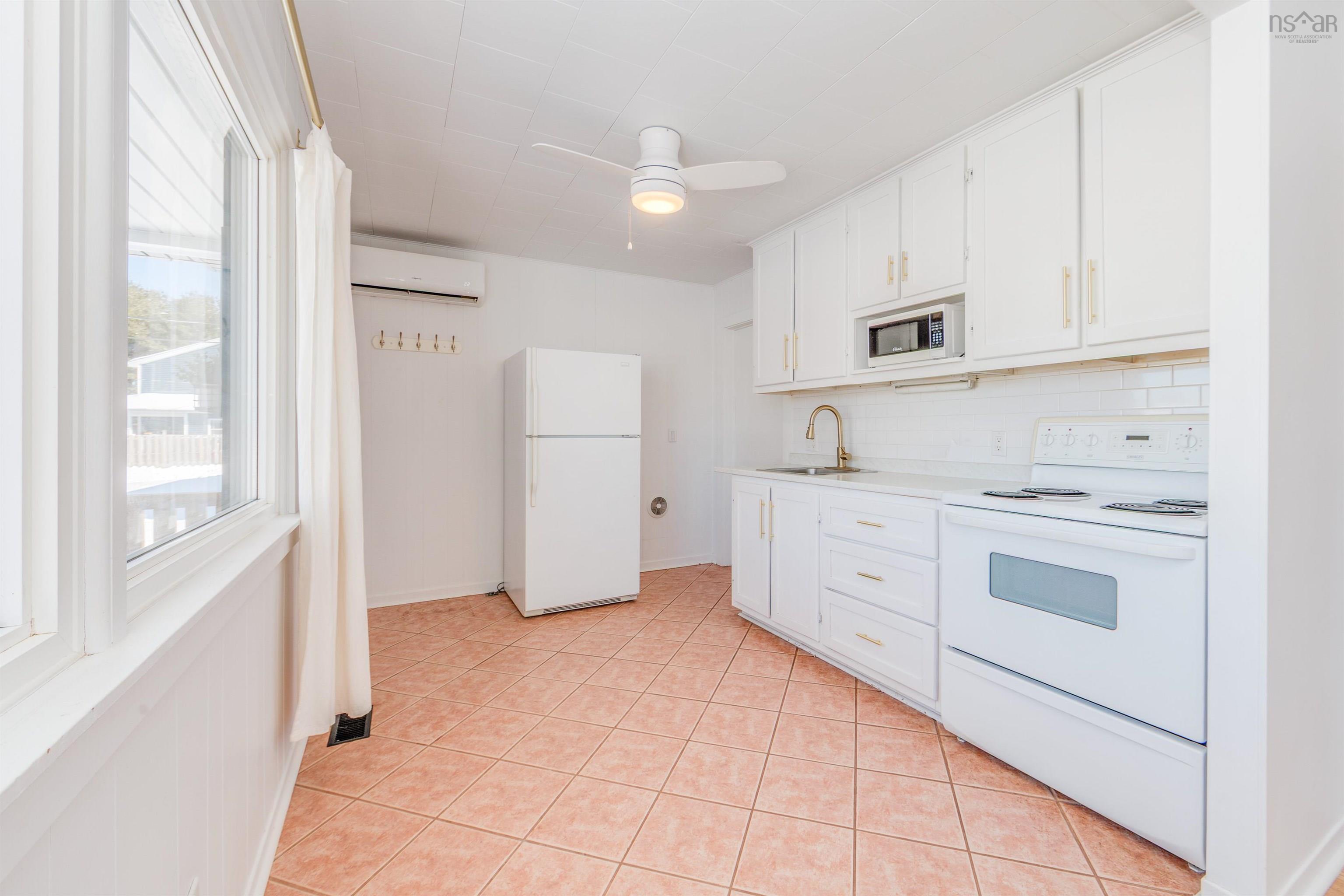 $209,900.00: 737 Salmon River Road, Murray Siding