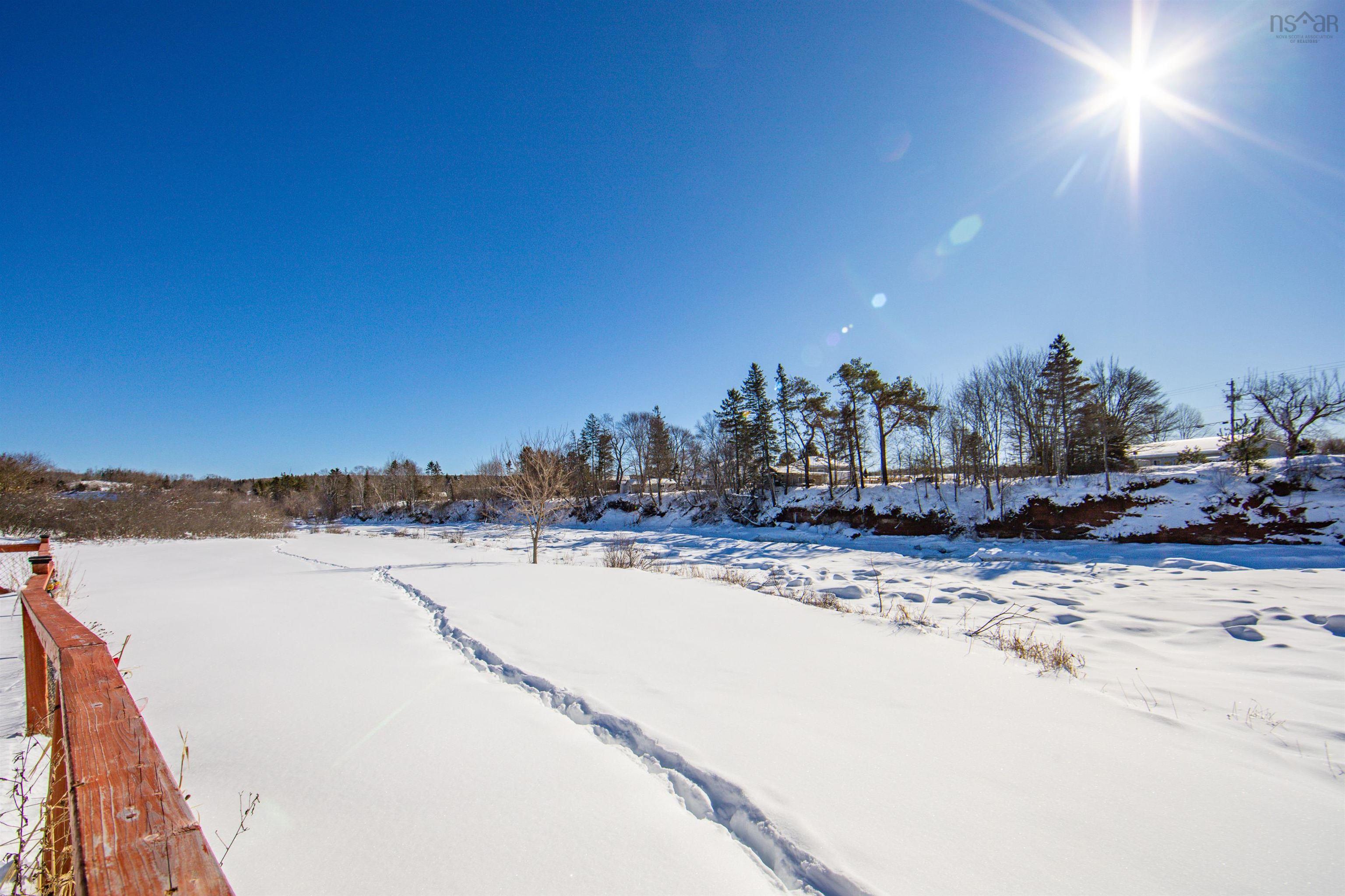 $209,900.00: 737 Salmon River Road, Murray Siding