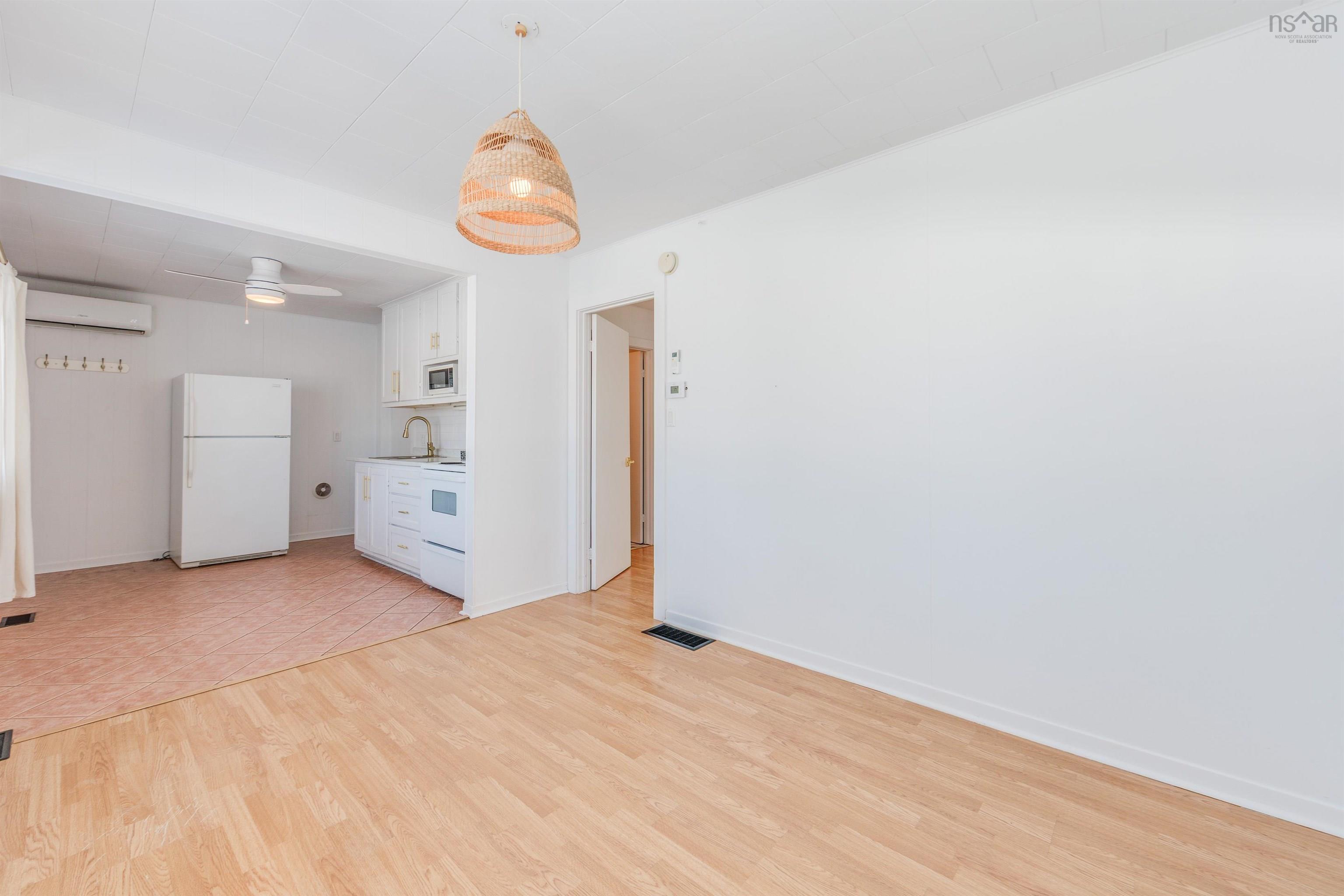 $209,900.00: 737 Salmon River Road, Murray Siding