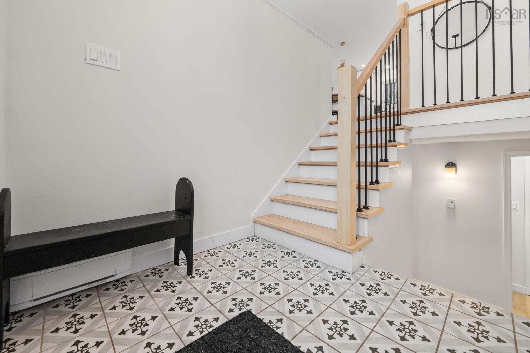 679 Basinview Drive, Bedford, NS (MLS 202603033)