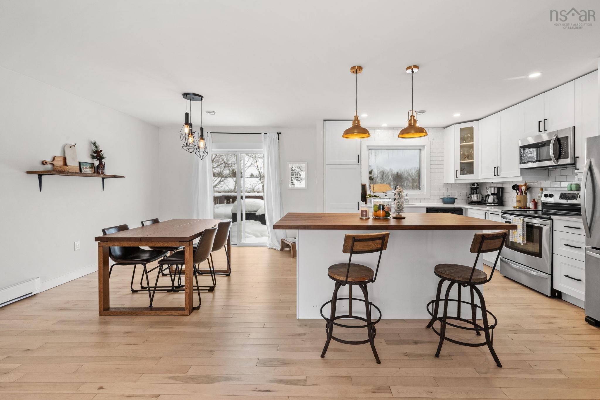 679 Basinview Drive, Bedford, NS (MLS 202603033)