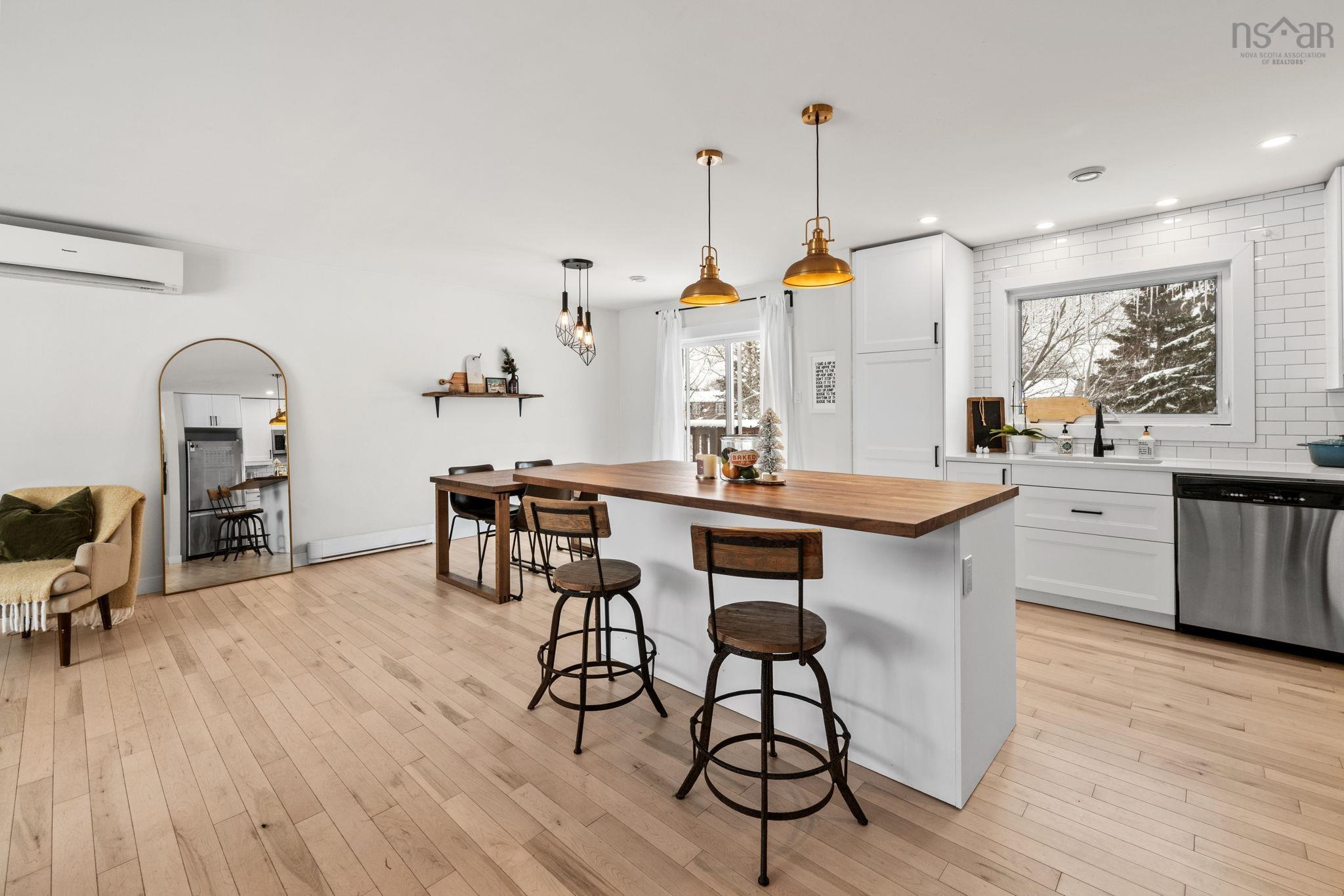 679 Basinview Drive, Bedford, NS (MLS 202603033)