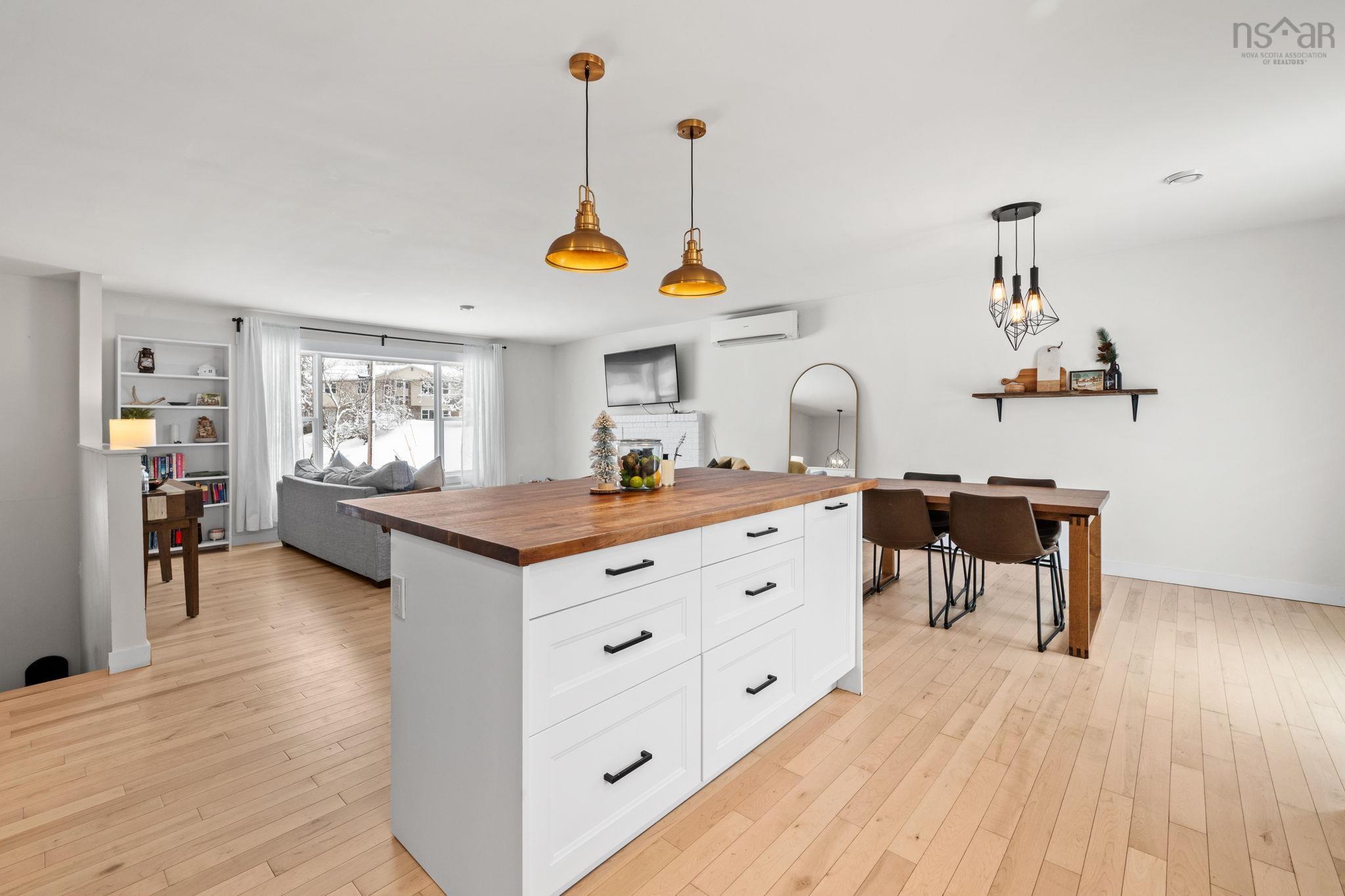 679 Basinview Drive, Bedford, NS (MLS 202603033)