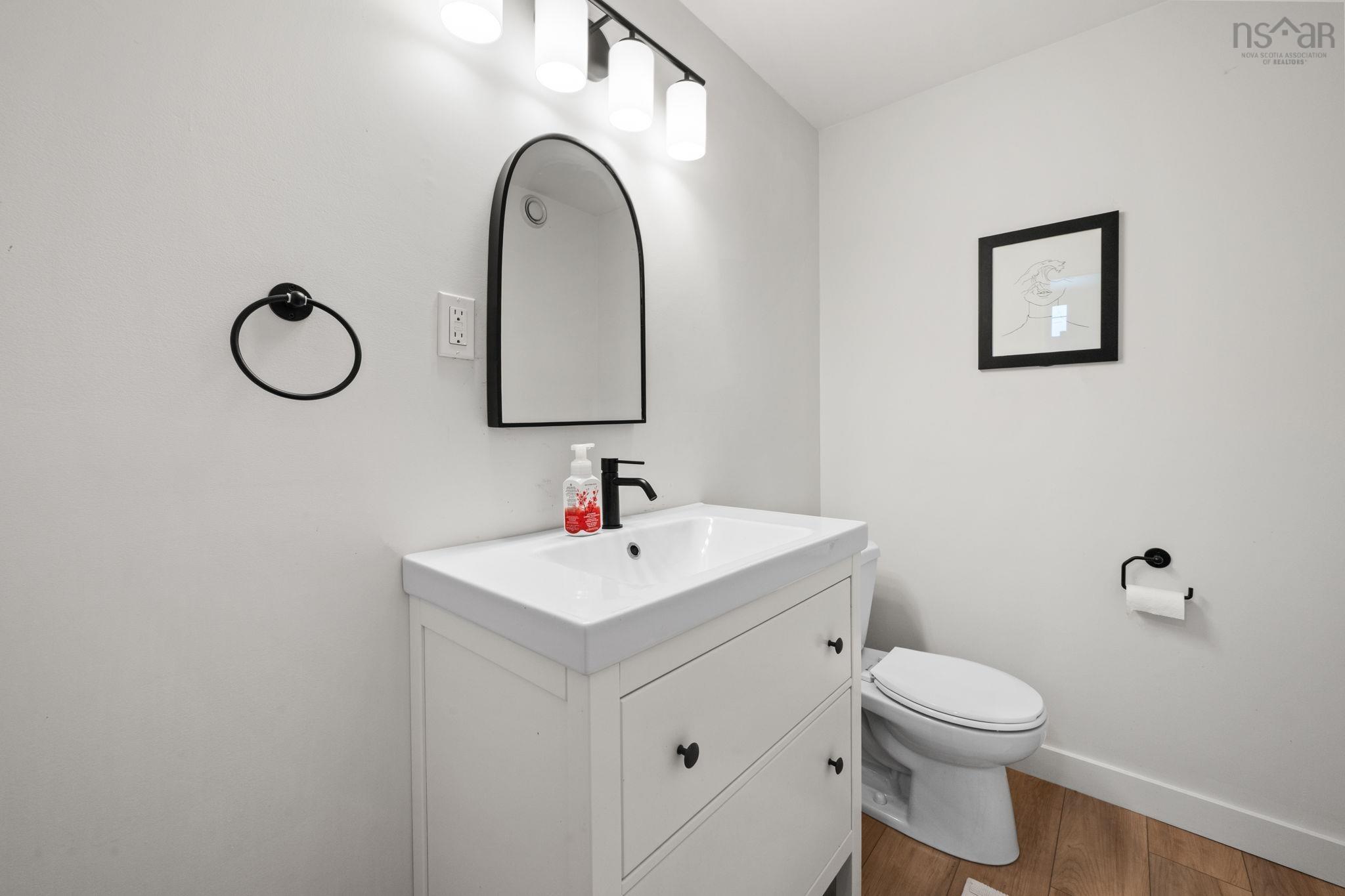 679 Basinview Drive, Bedford, NS (MLS 202603033)