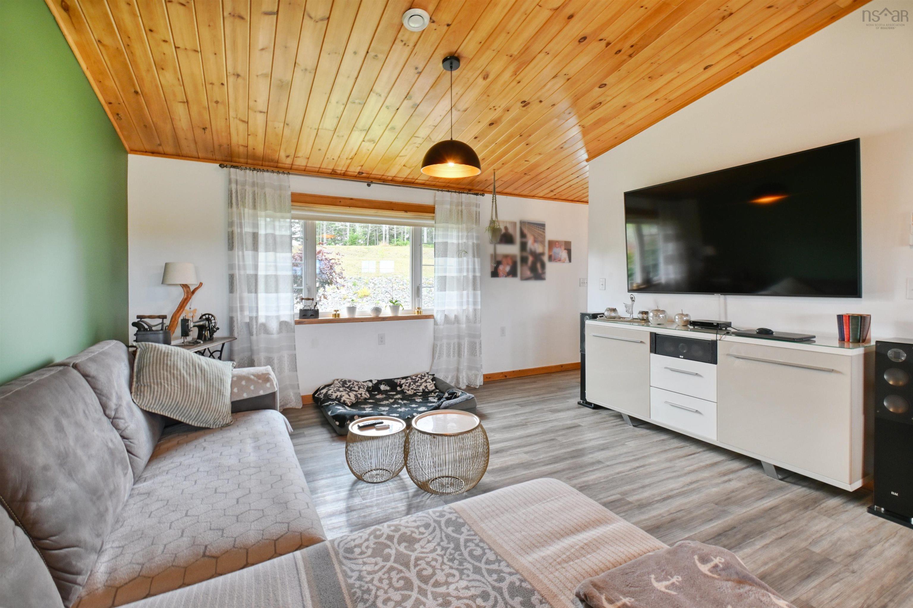 $699,000.00: 1757 St Peters Fourchu Road, Grand River