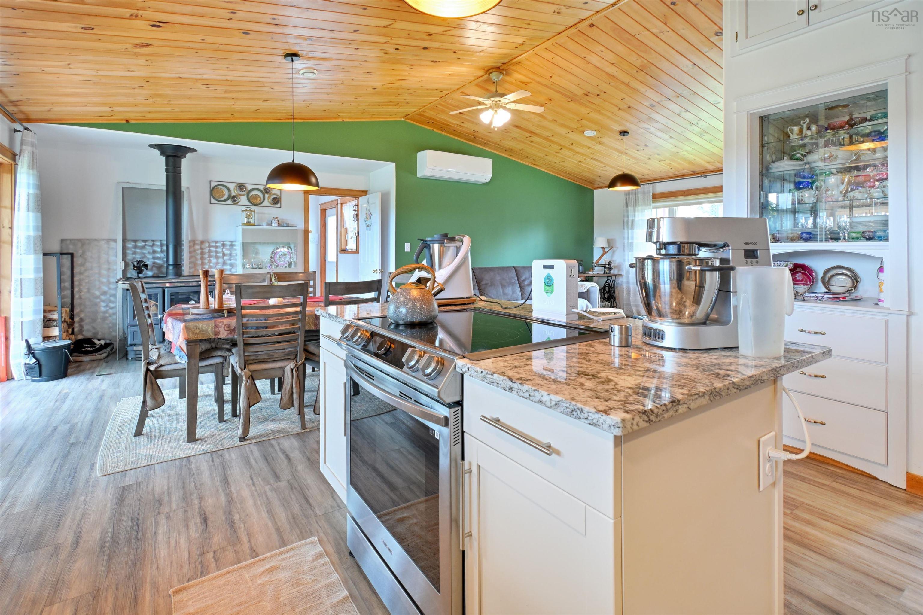 $699,000.00: 1757 St Peters Fourchu Road, Grand River