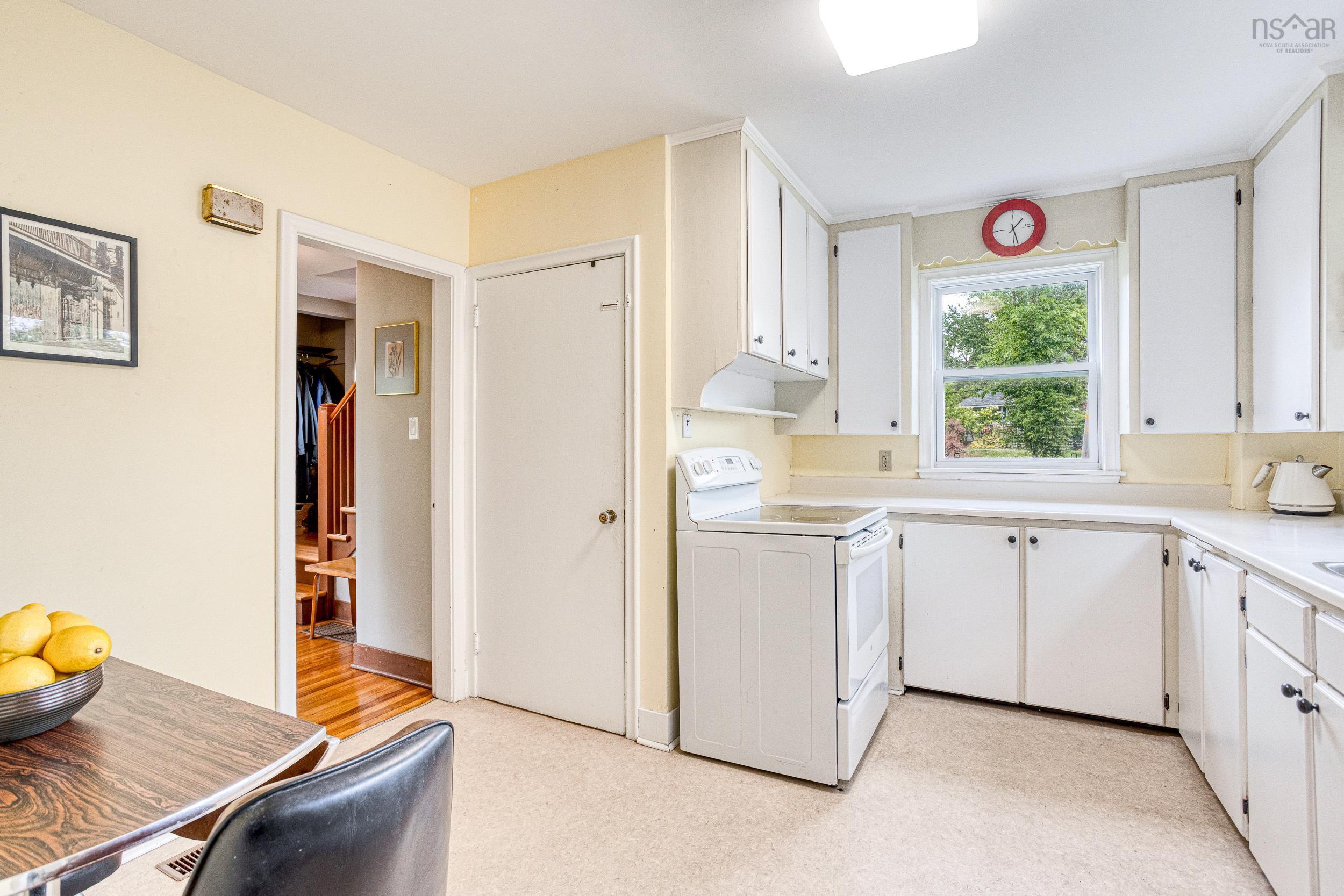 38 Lawson Avenue, Dartmouth, NS (MLS 202603035)