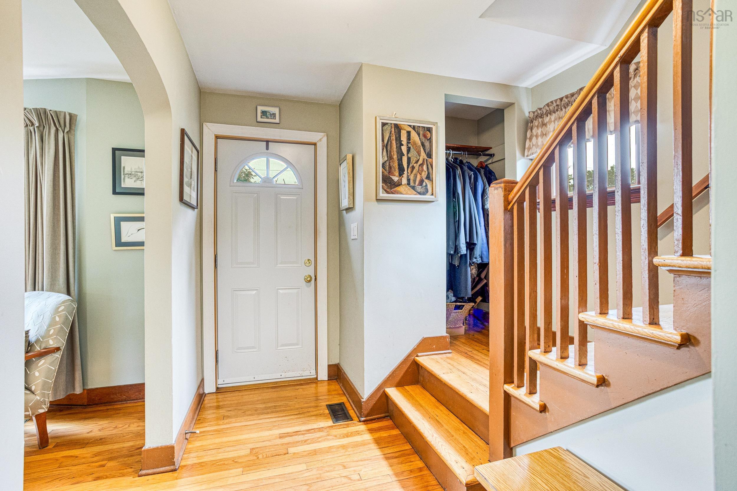 38 Lawson Avenue, Dartmouth, NS (MLS 202603035)