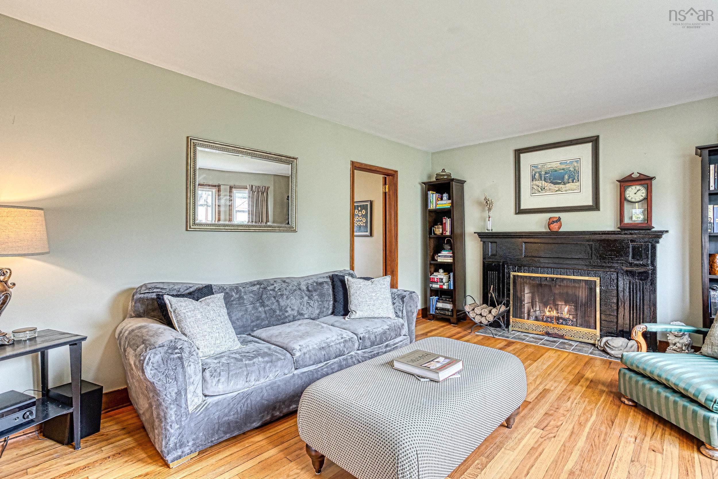 38 Lawson Avenue, Dartmouth, NS (MLS 202603035)