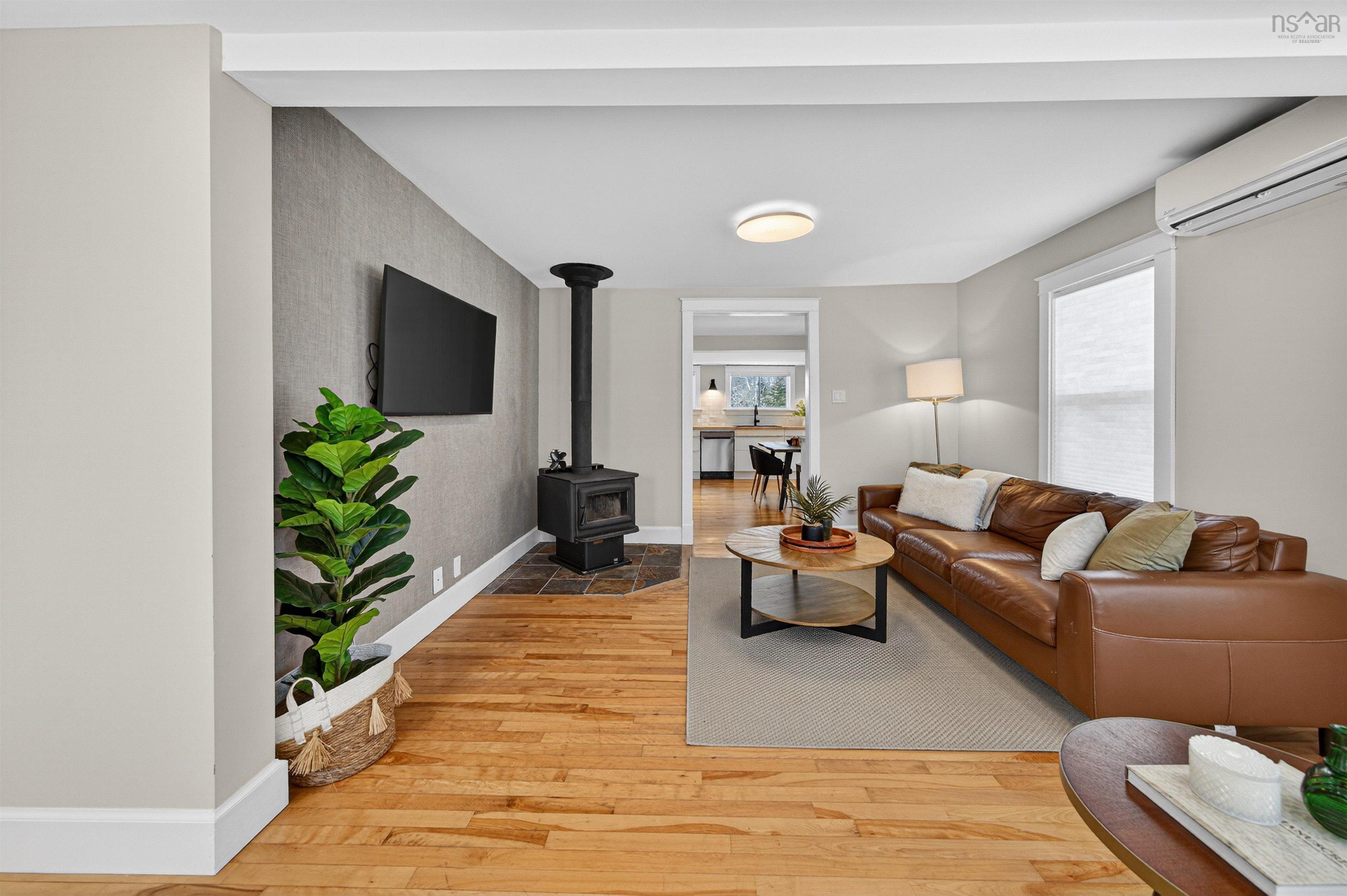 15 Sussex Street, Spryfield, NS (MLS 202603041)