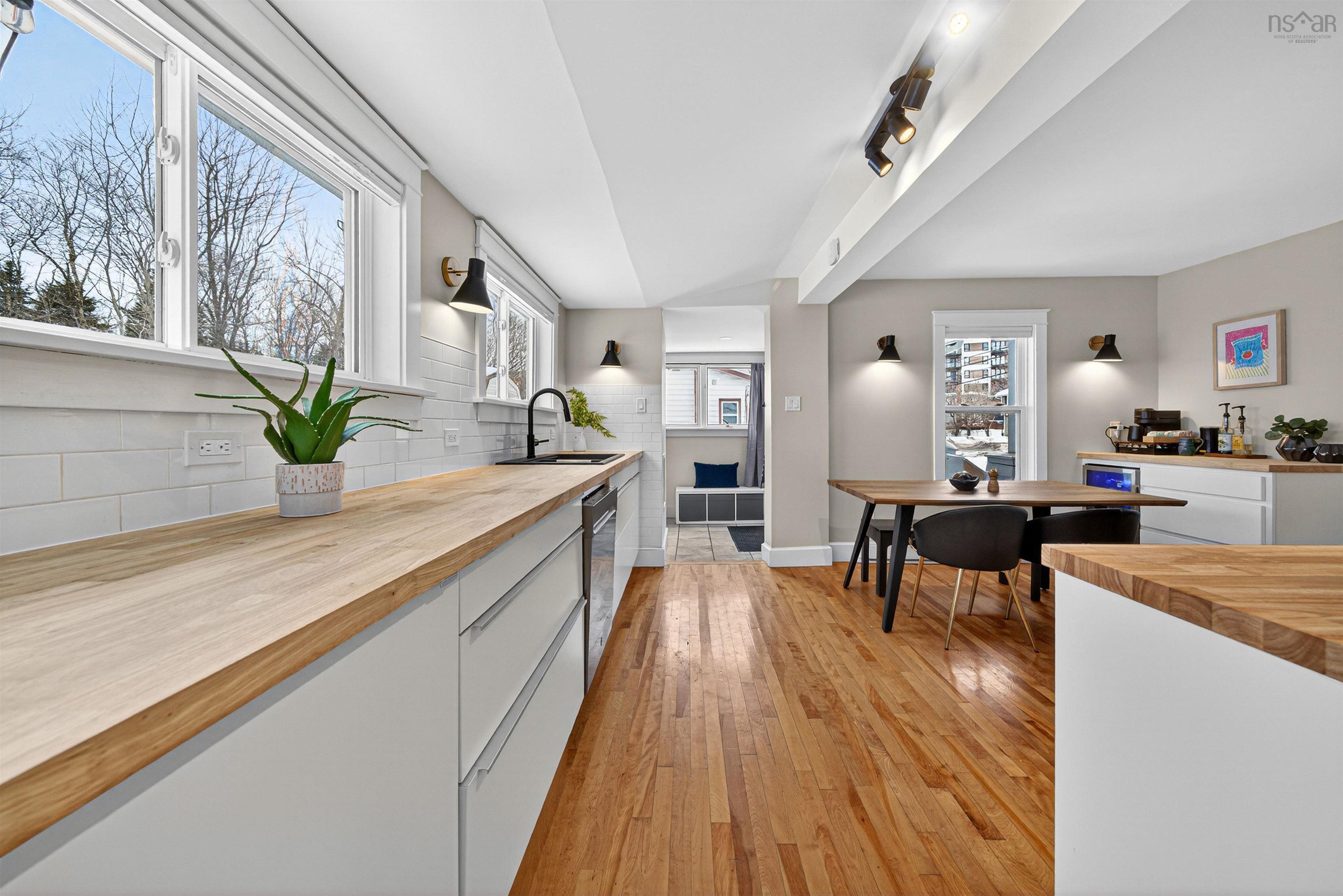 15 Sussex Street, Spryfield, NS (MLS 202603041)