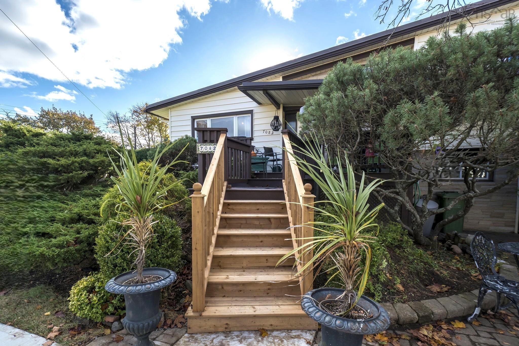 7082 Murdoch Avenue, Halifax, NS (MLS 202603044)