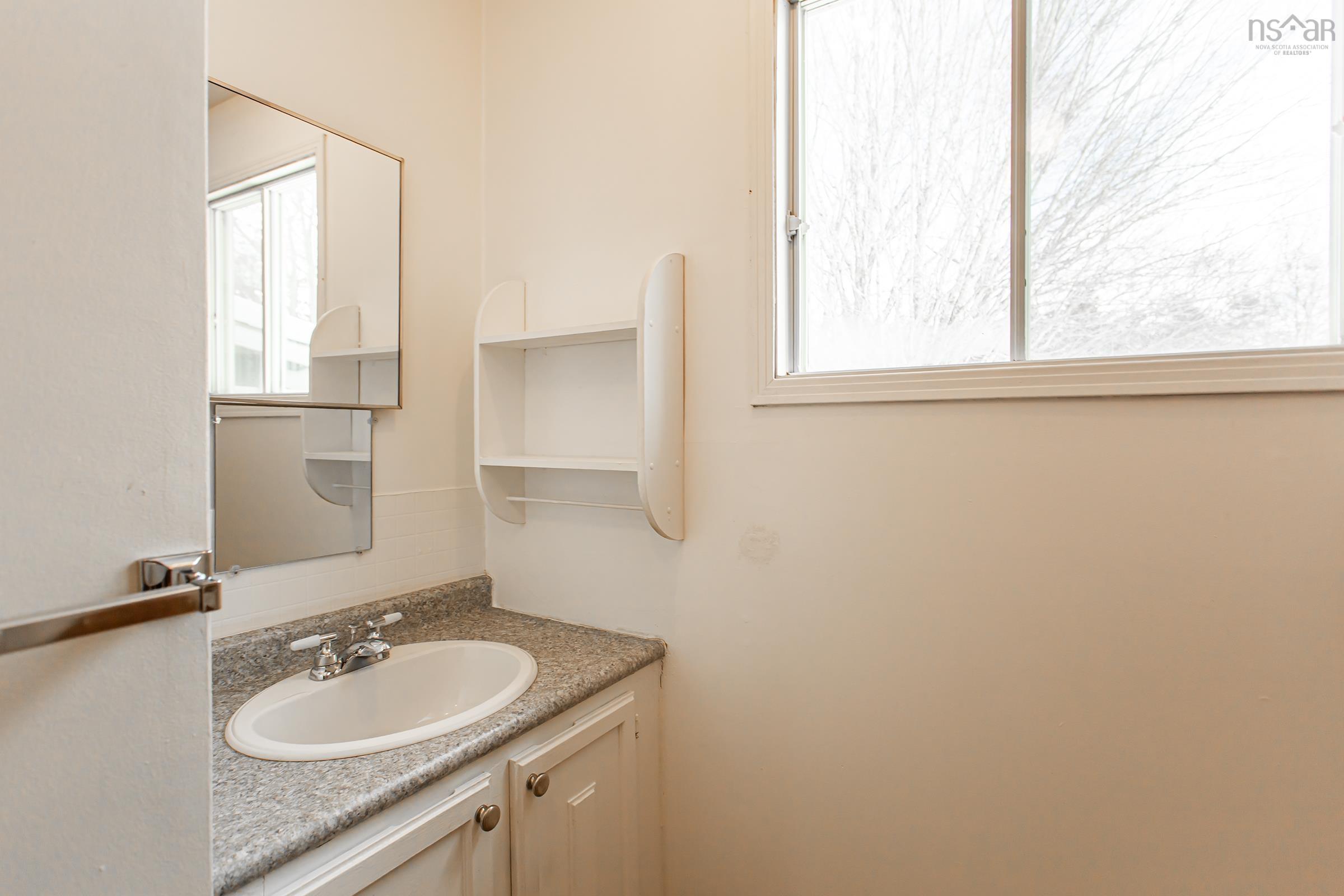 $239,000.00: 18 Baxter Avenue, Nictaux