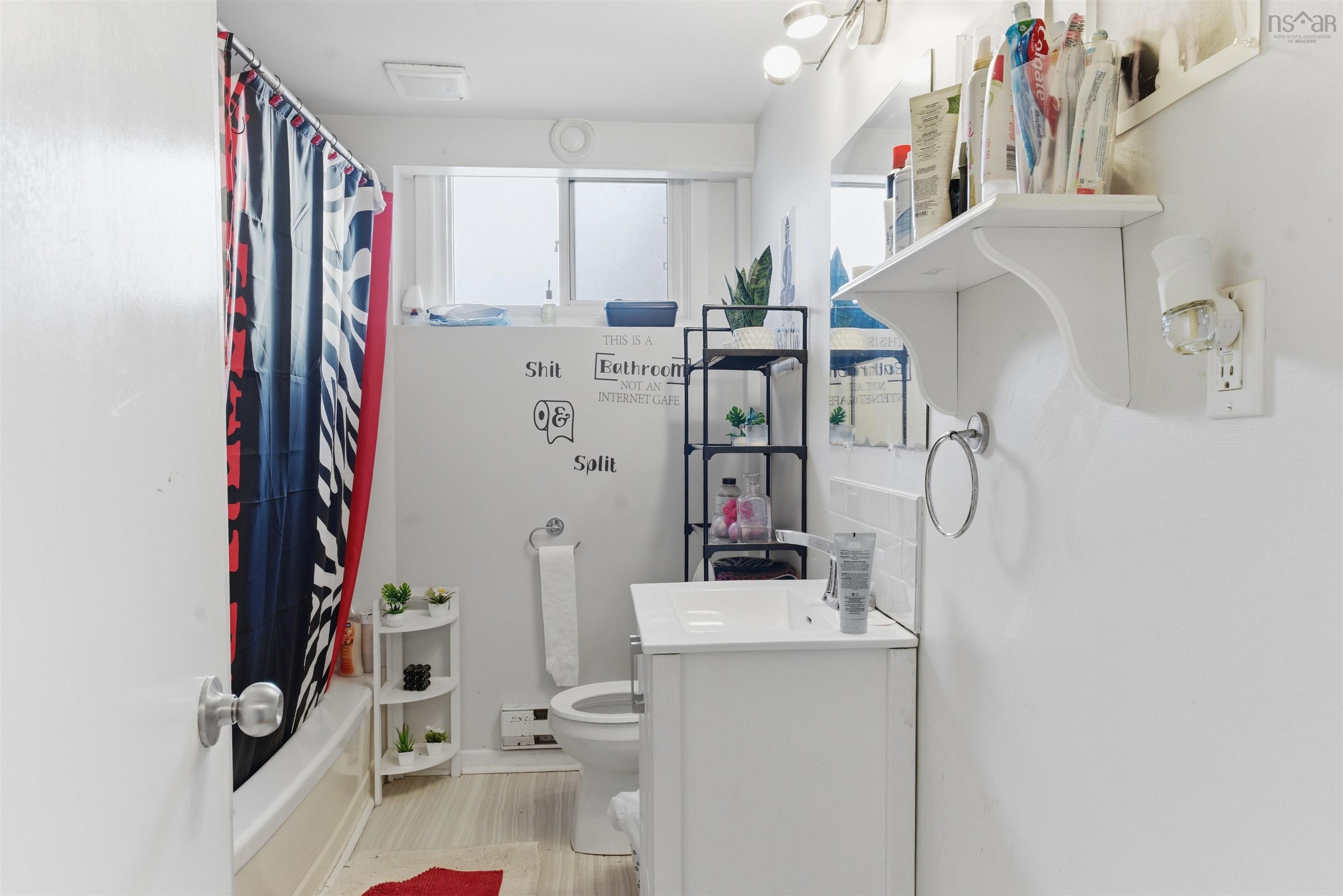 $599,900.00: 16/18 Clearview Street, Halifax