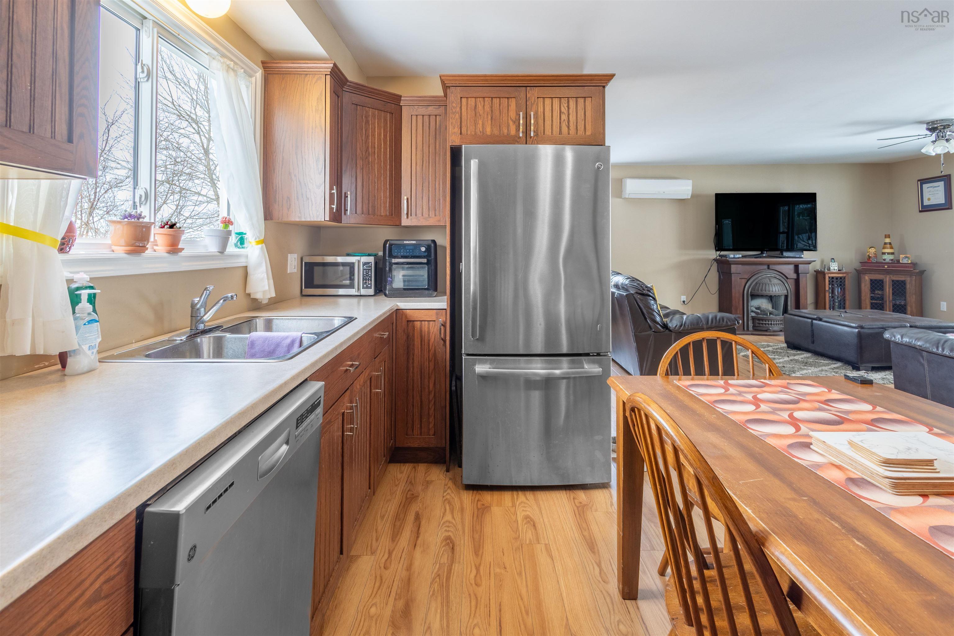 $399,000.00: 661 Willow Street, New Waterford